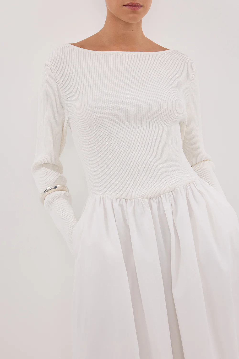 ABIGAIL WHITE HYBRID LONG SLEEVE MIDI DRESS - Image 4