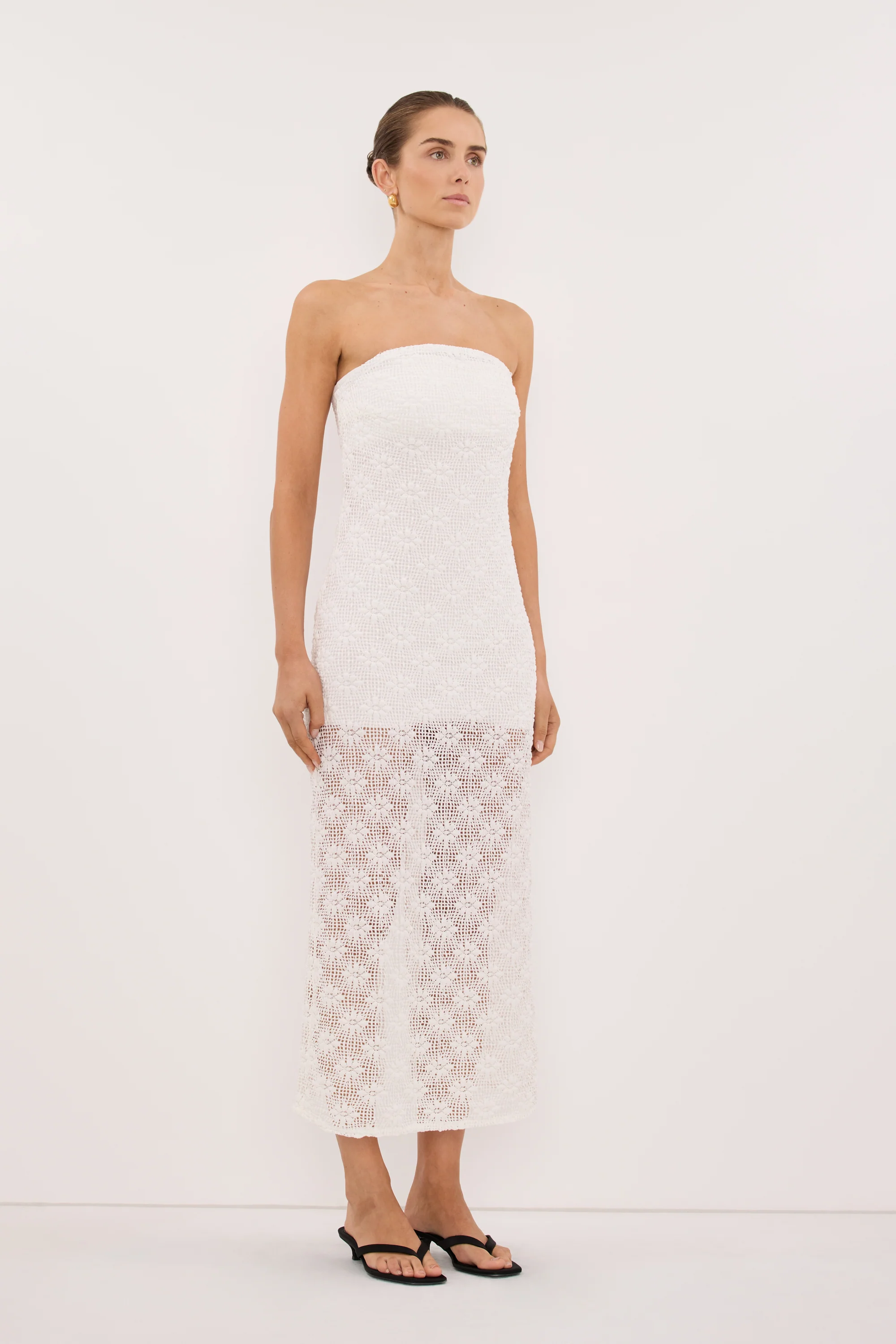 AGNES WHITE STRAPLESS CROCHET MAXI DRESS - Image 3