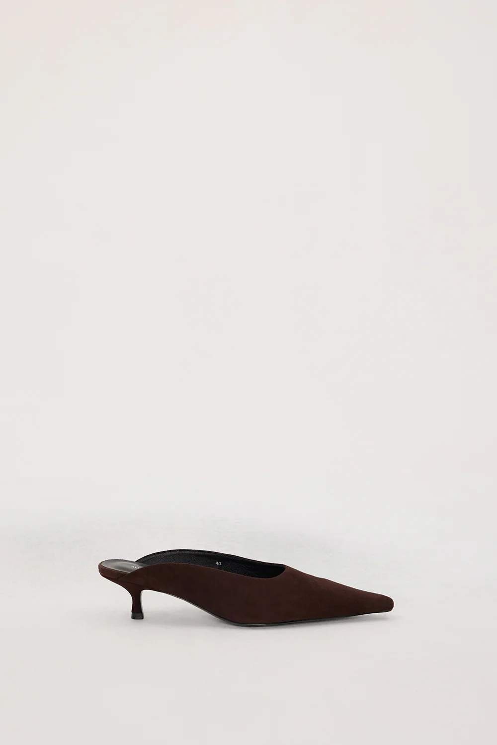 ALIAS MAE GENEVA HEEL CHOCOLATE SUEDE