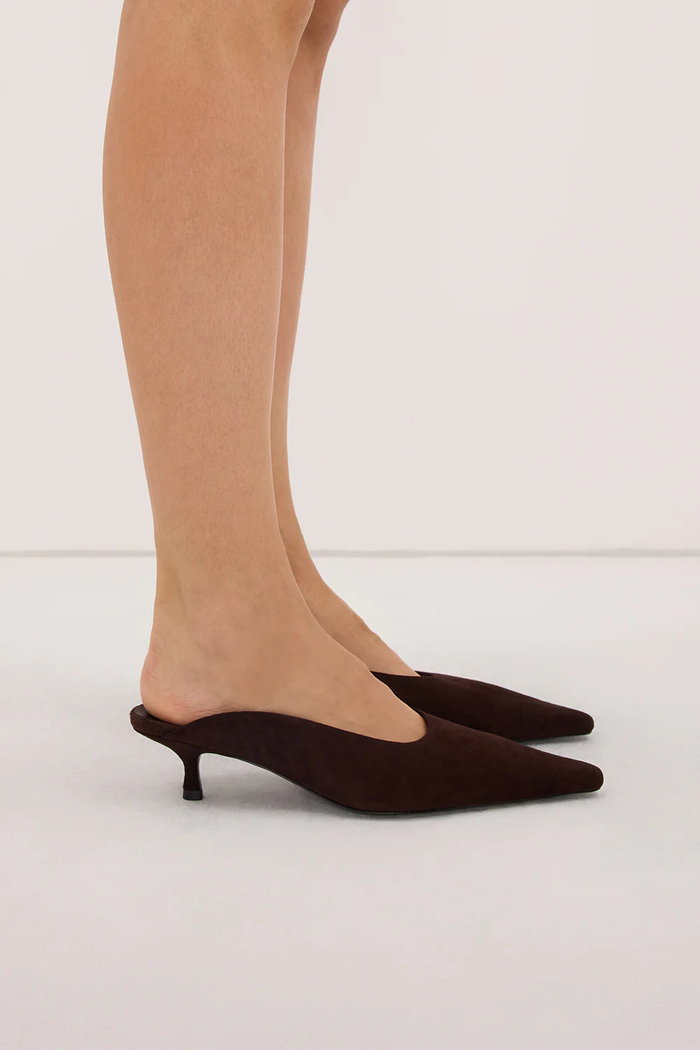 ALIAS MAE GENEVA HEEL CHOCOLATE SUEDE - Image 2