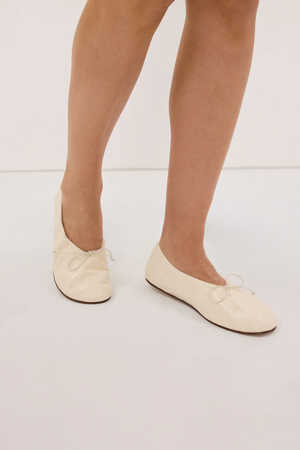 ALIAS MAE KORA BALLET FLAT BONE - Image 4
