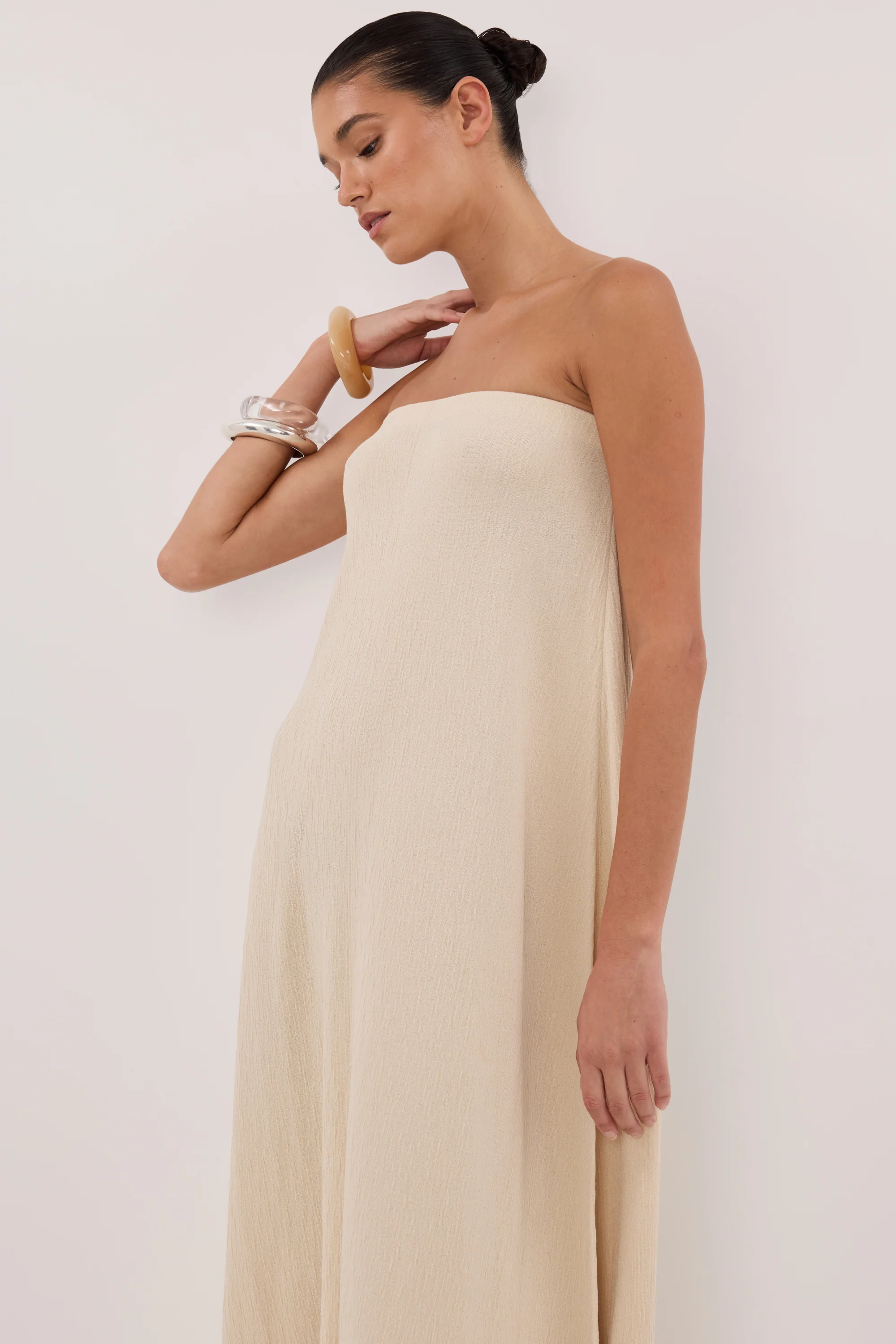 ALIAS NATURAL TEXTURED KNIT STRAPLESS MIDI DRESS - Image 2