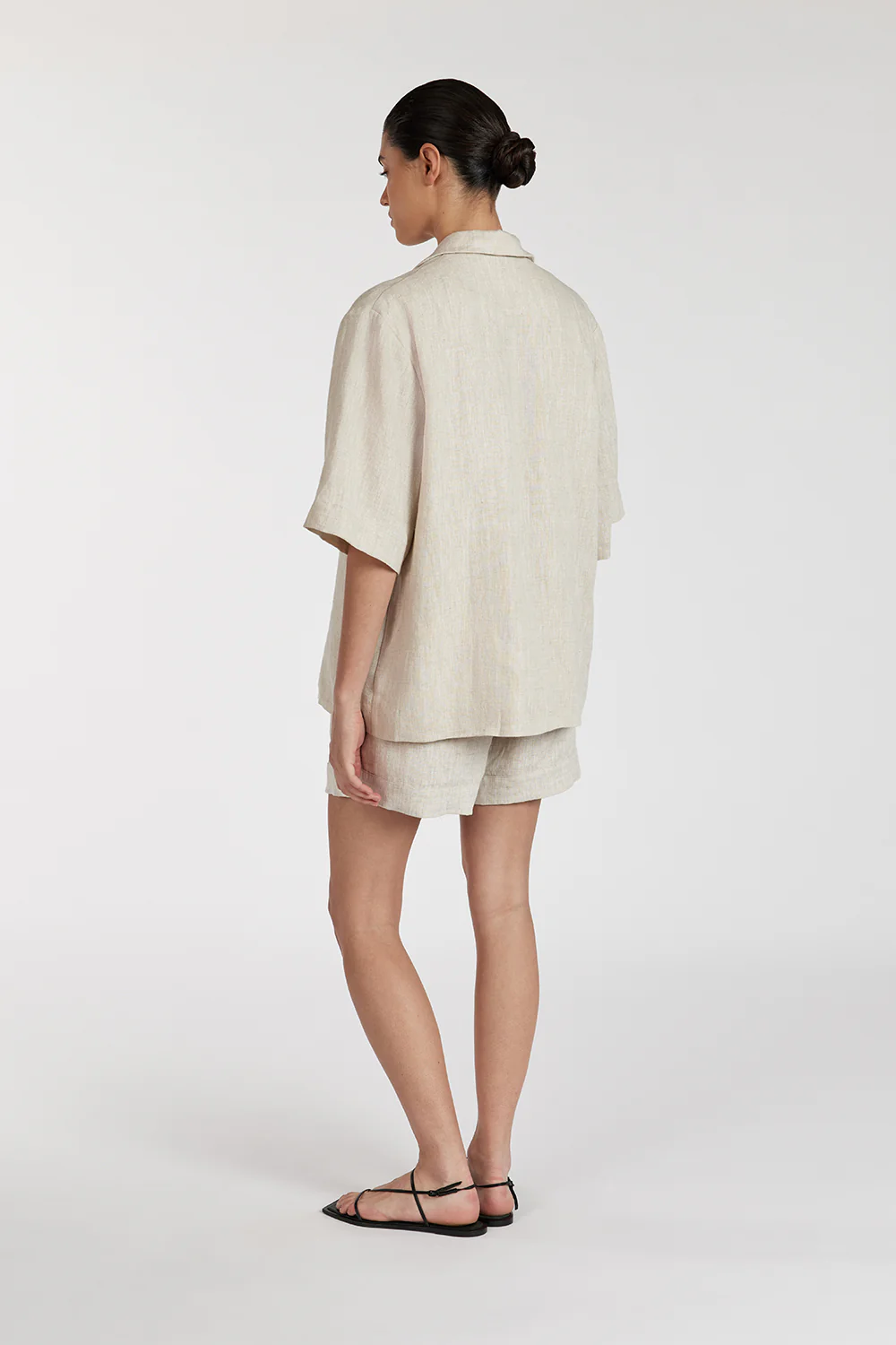 ALONDRA NATURAL LINEN SHORT - Image 4
