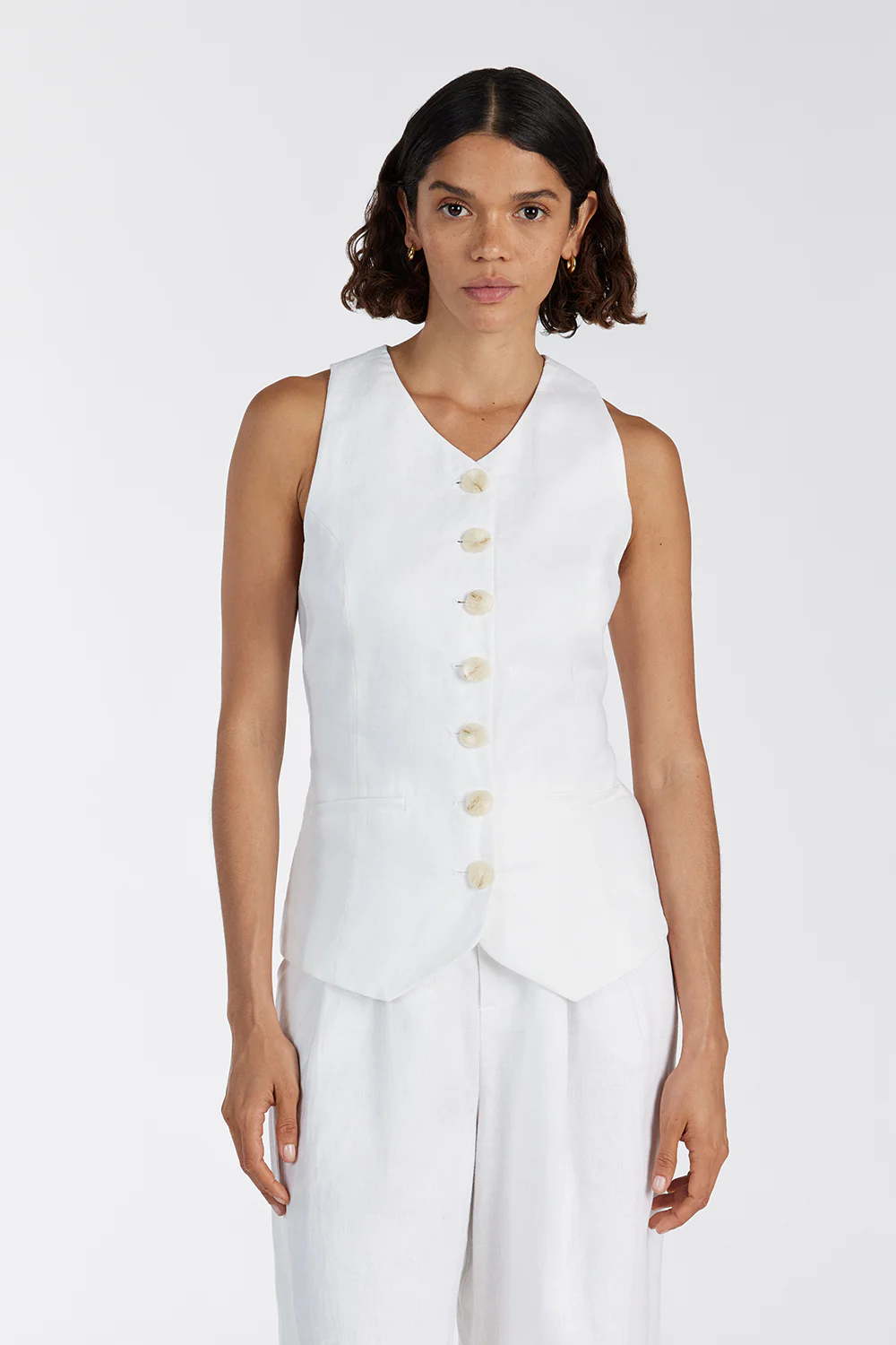 ALONDRA WHITE LINEN VEST - Image 2