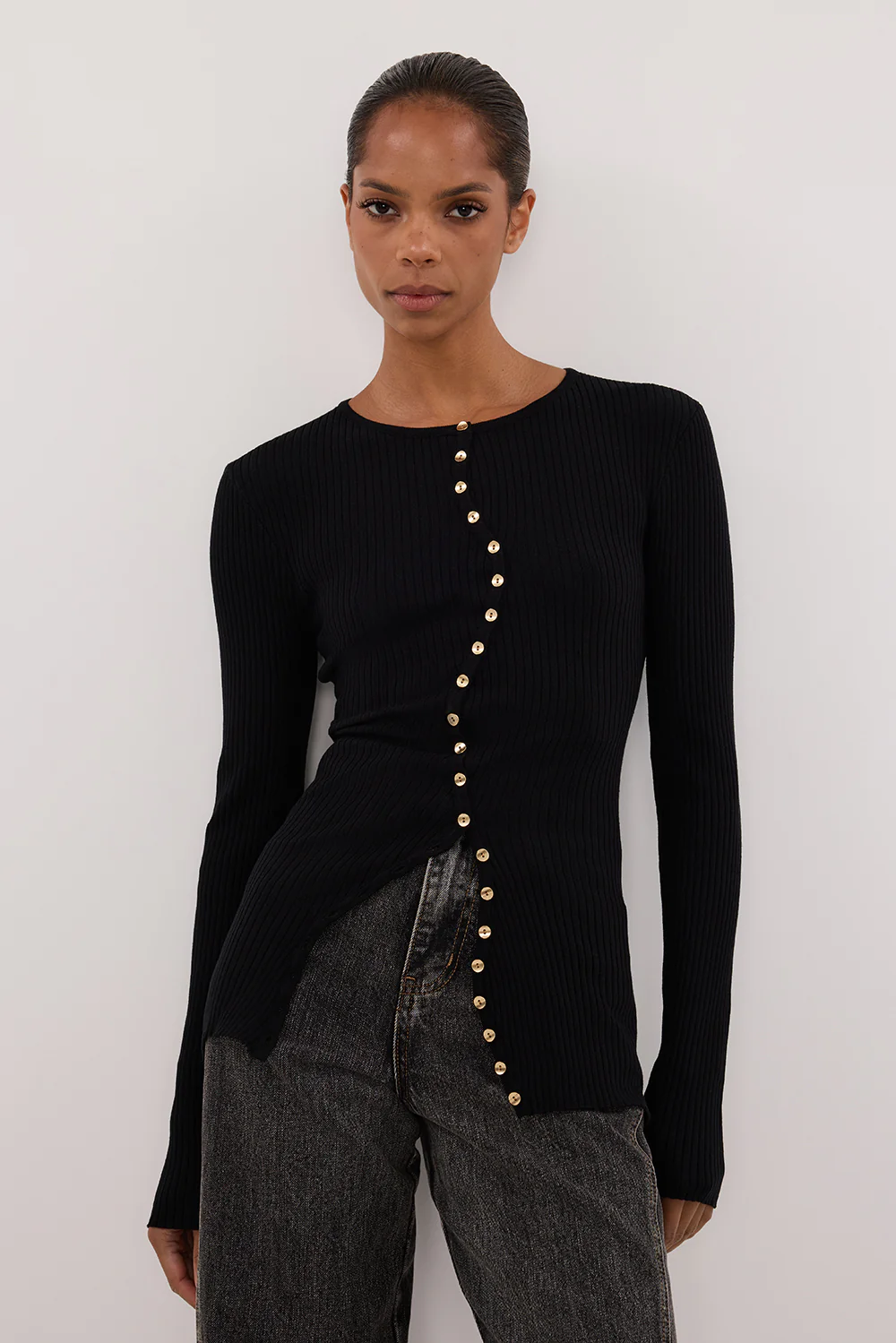 AMBER BLACK LONG SLEEVE KNIT CARDIGAN - Image 2