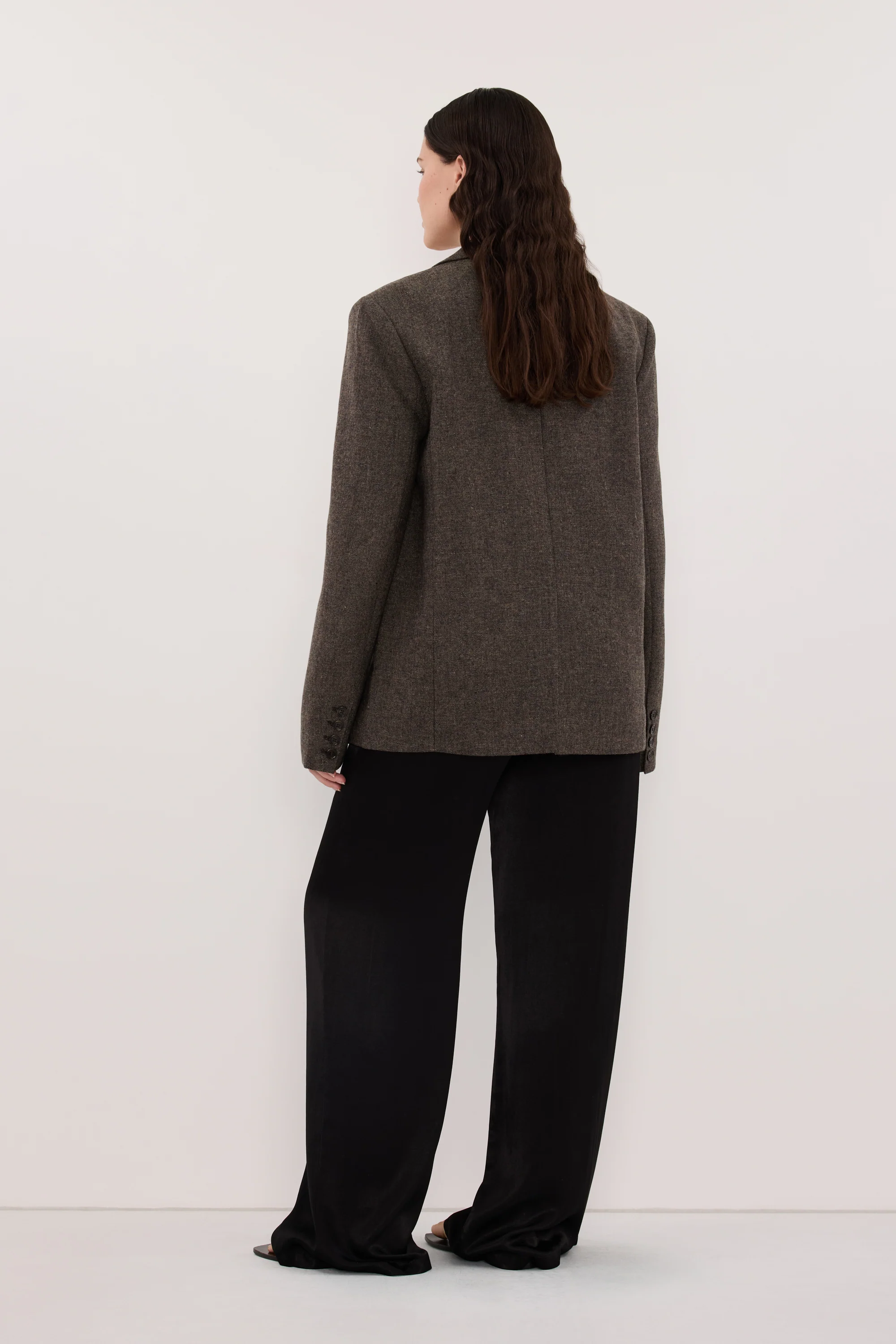 AMELIA MOCHA TEXTURED BLAZER - Image 8