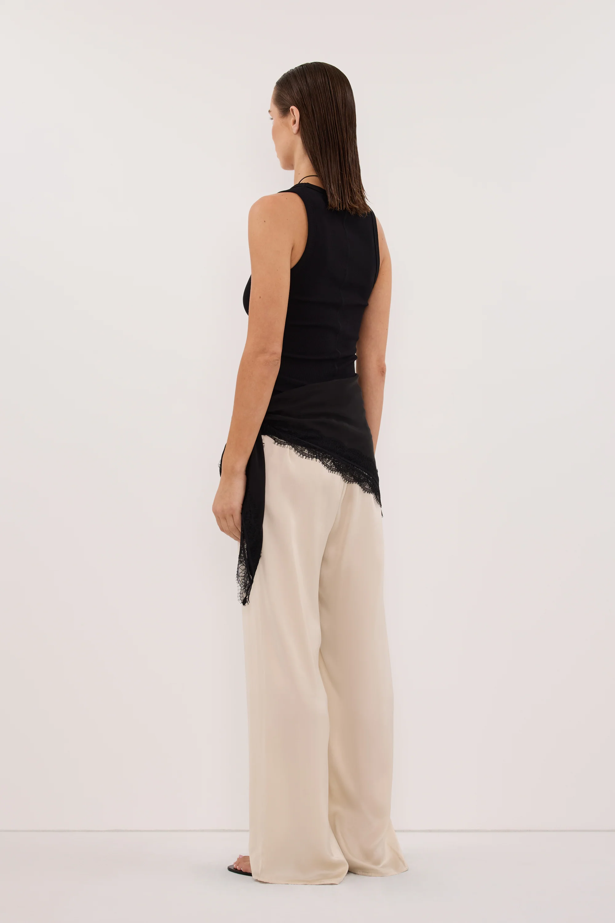 ANDREA BLACK CUPRO LACE SCARF - Image 4