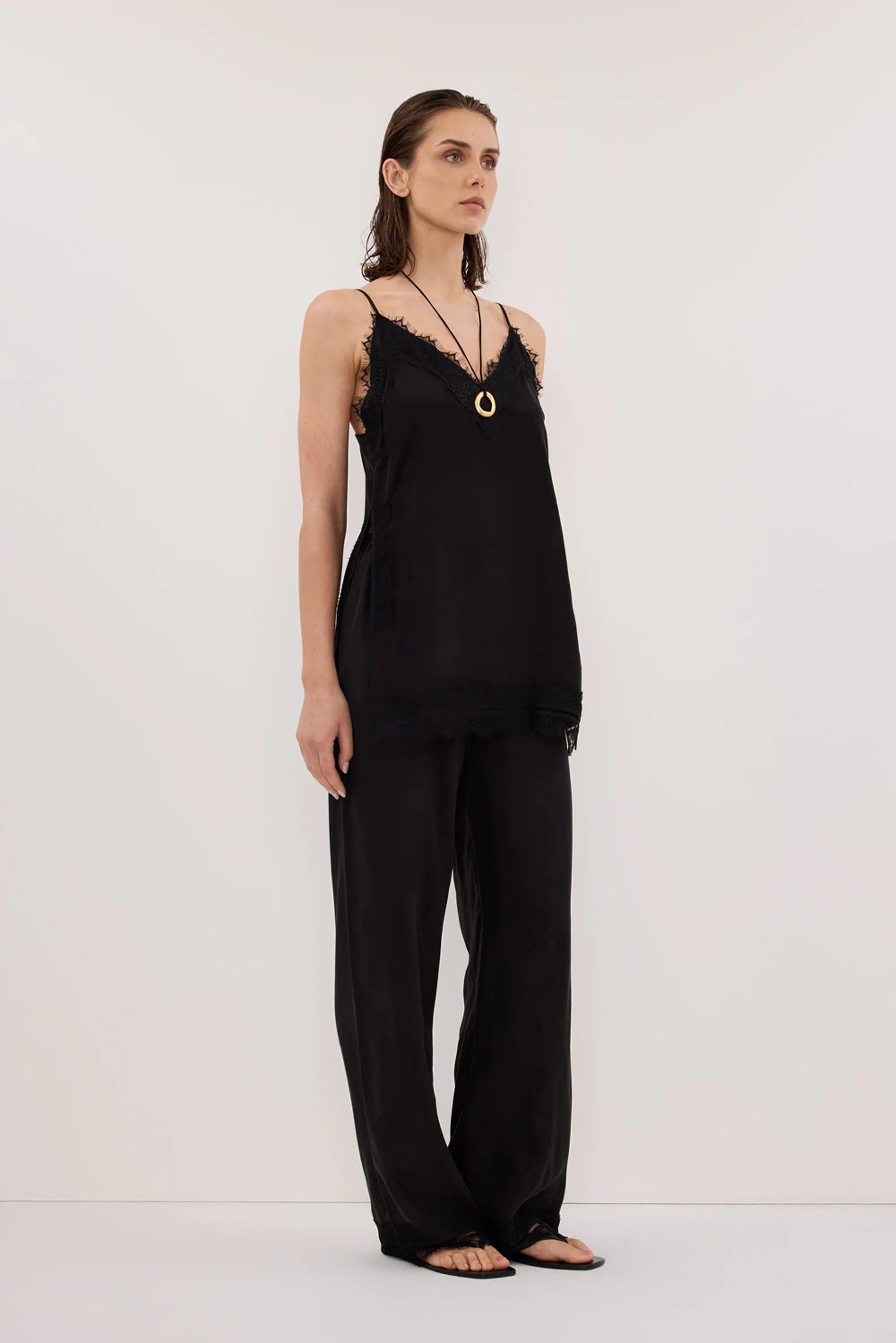 ANDREA BLACK SLEEVELESS LACE CAMI TOP - Image 4