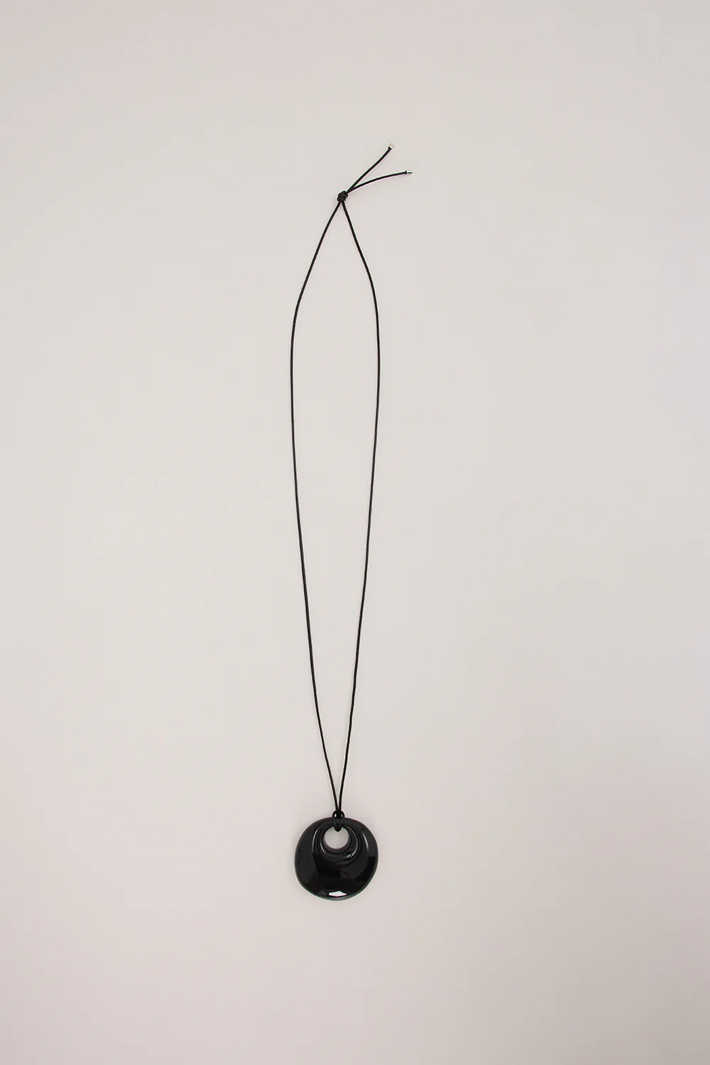 ANNA ROSSI RAINA PENDANT NECKLACE BLACK