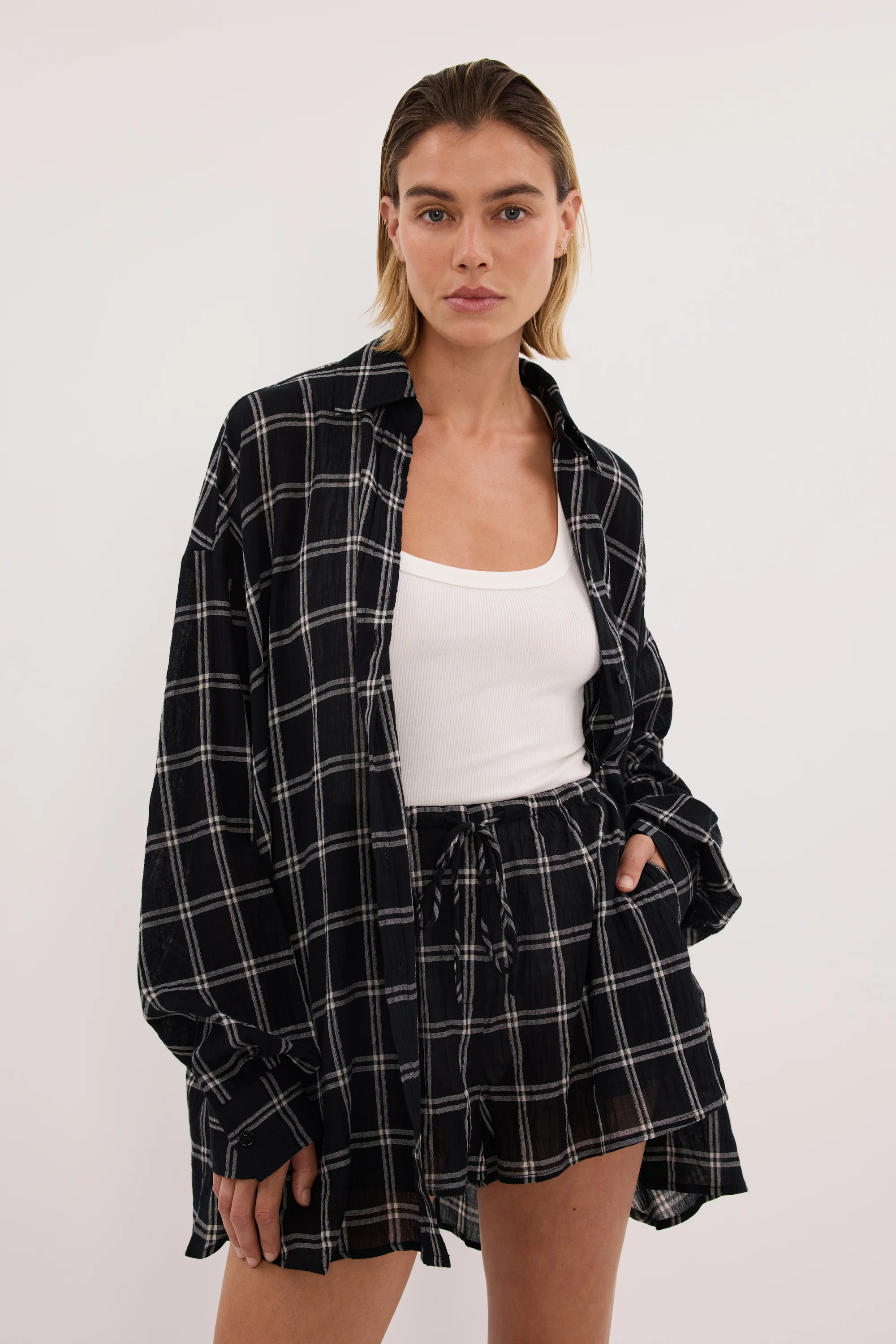 ANNALISE BLACK CHECK MICRO SHORT - Image 2