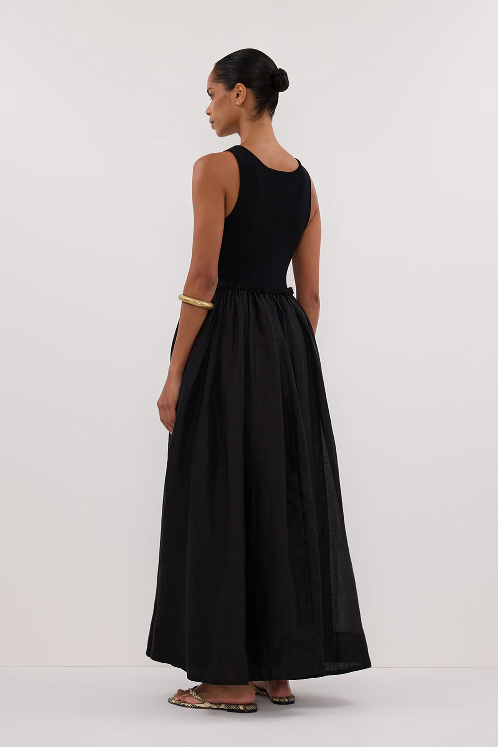 APRIL BLACK HYBRID KNIT MIDI DRESS - Image 4