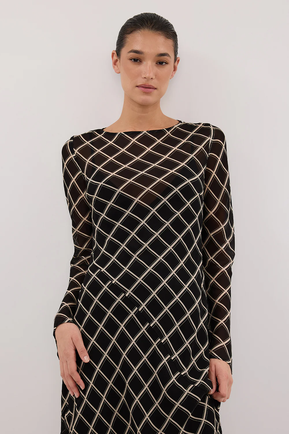 ARLINGTON BLACK LONG SLEEVE MIDI DRESS - Image 2