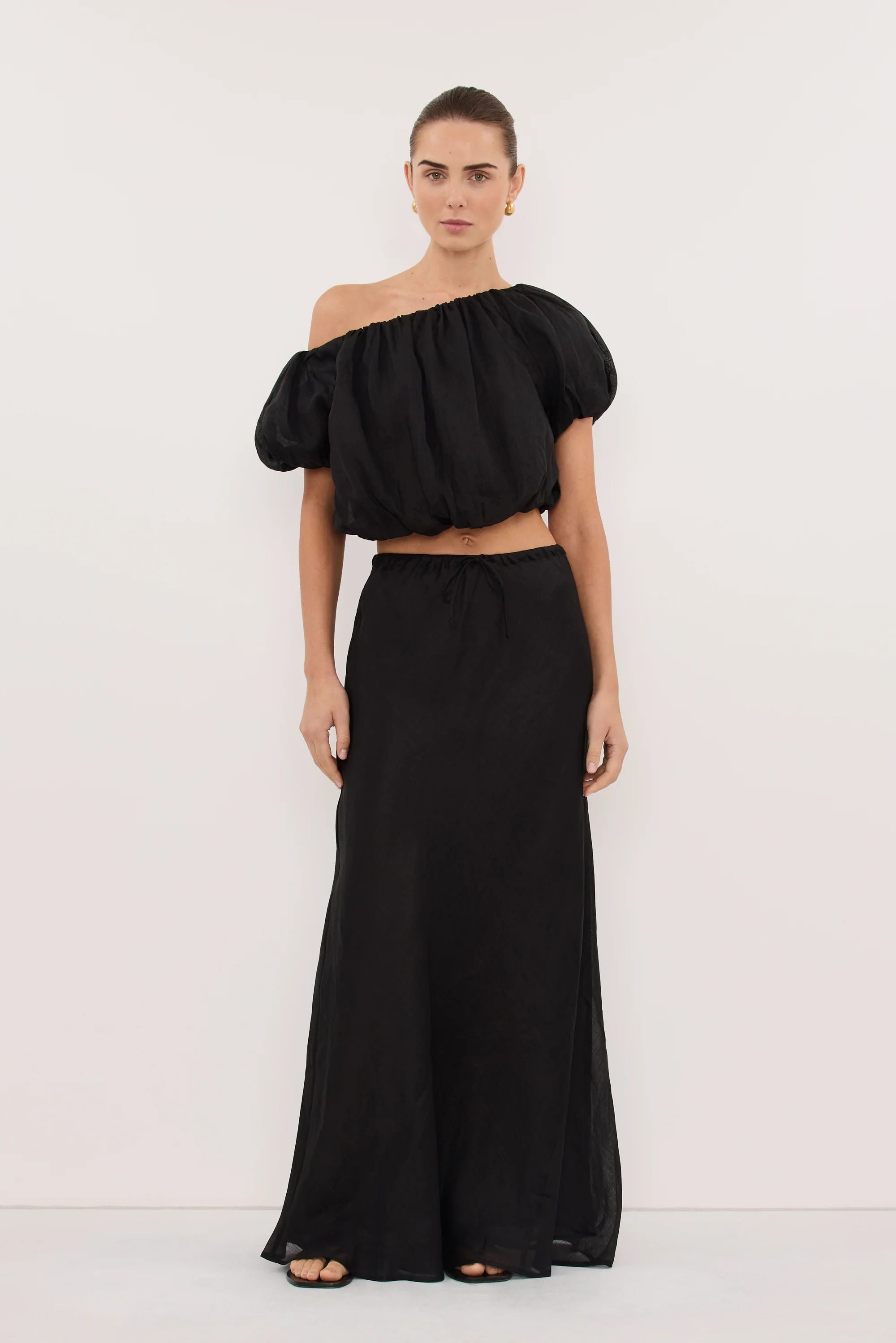 ARLO BLACK RAMIE OFF SHOULDER BUBBLE TOP