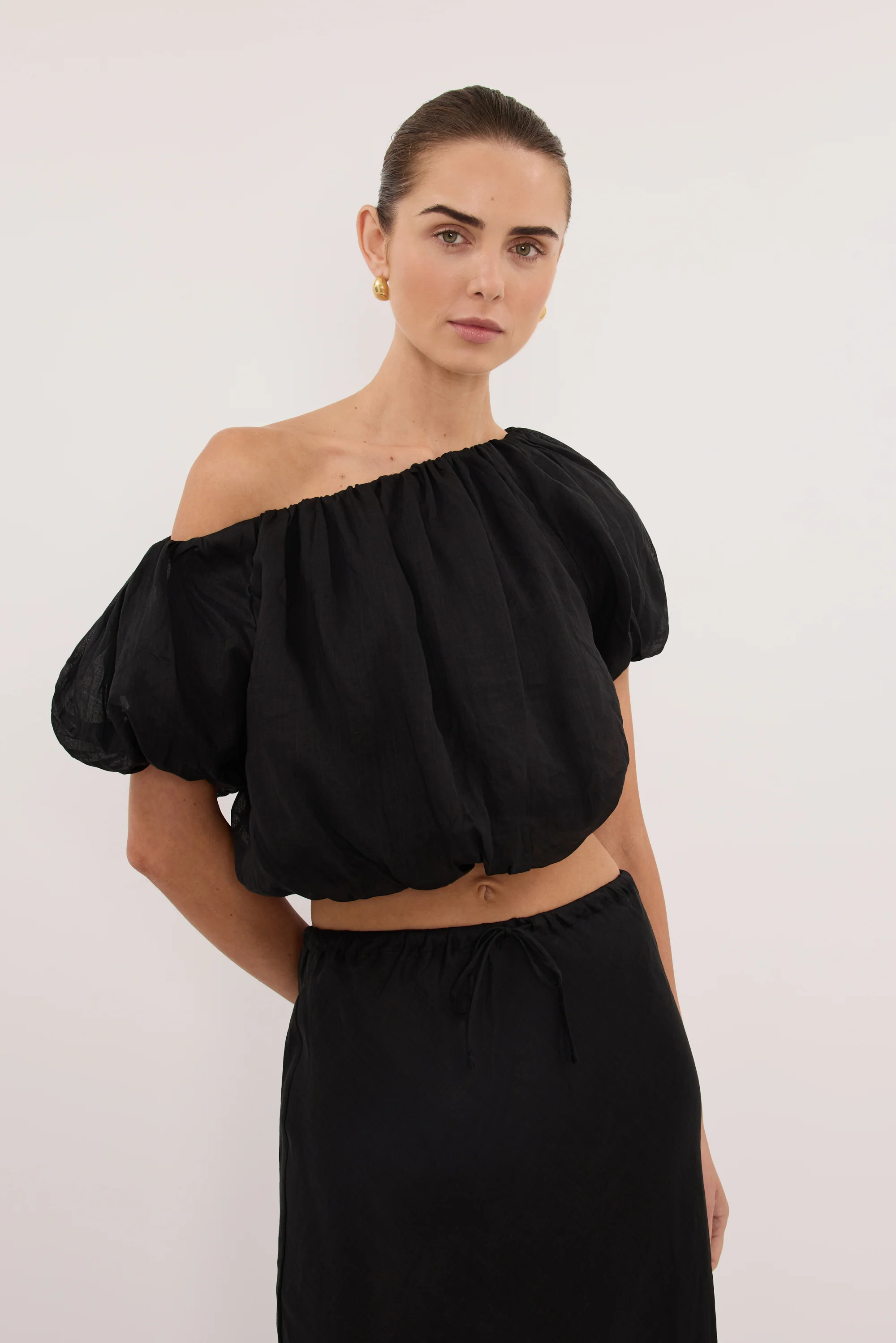 ARLO BLACK RAMIE OFF SHOULDER BUBBLE TOP - Image 2