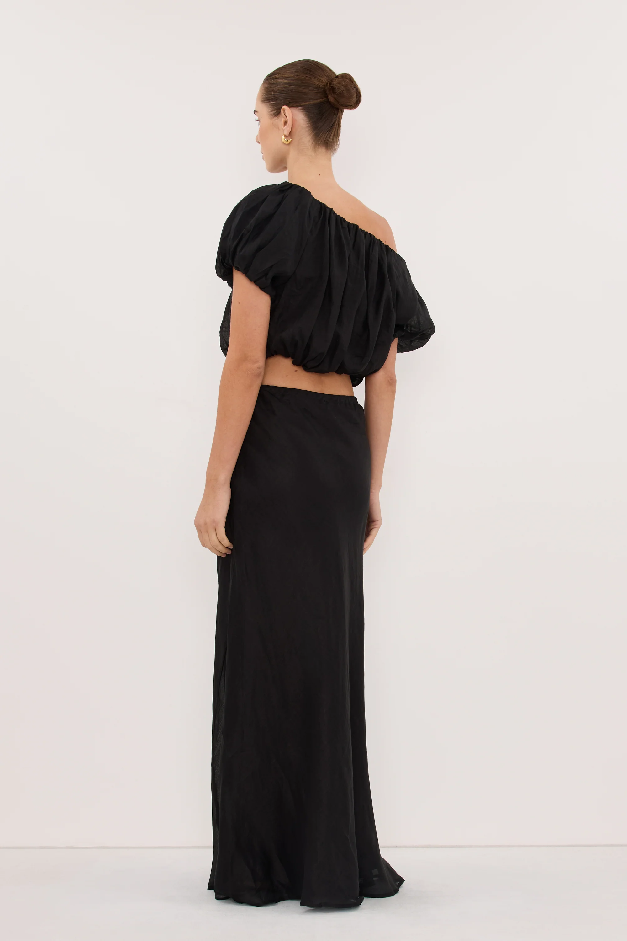 ARLO BLACK RAMIE OFF SHOULDER BUBBLE TOP - Image 4