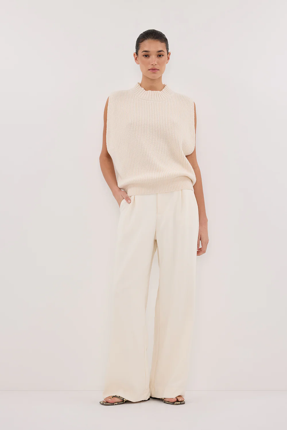 ARO CREAM KNIT TOP