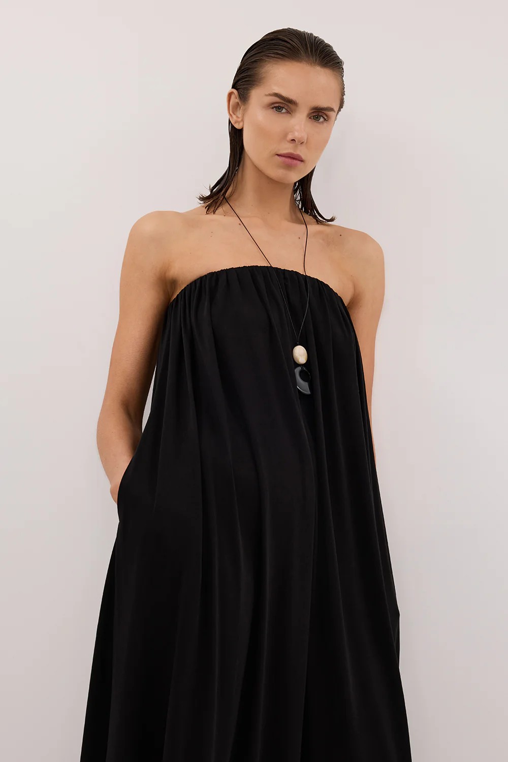 AVA BLACK STRAPELESS MIDI DRESS - Image 2