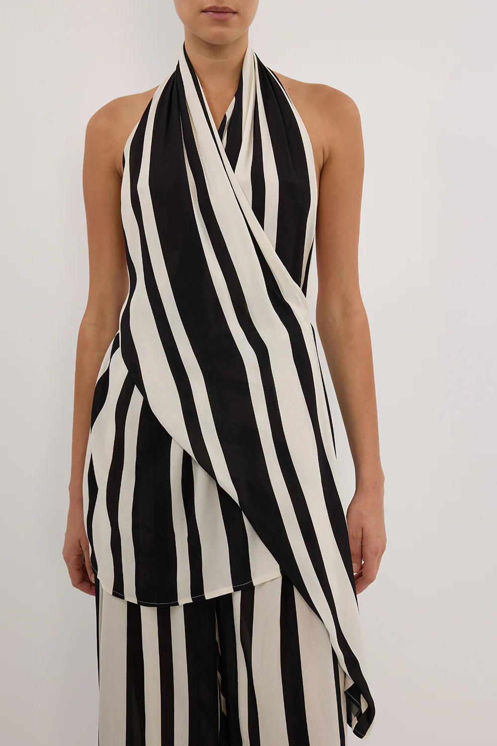 BEAU BLACK STRIPE HALTER TOP - Image 5