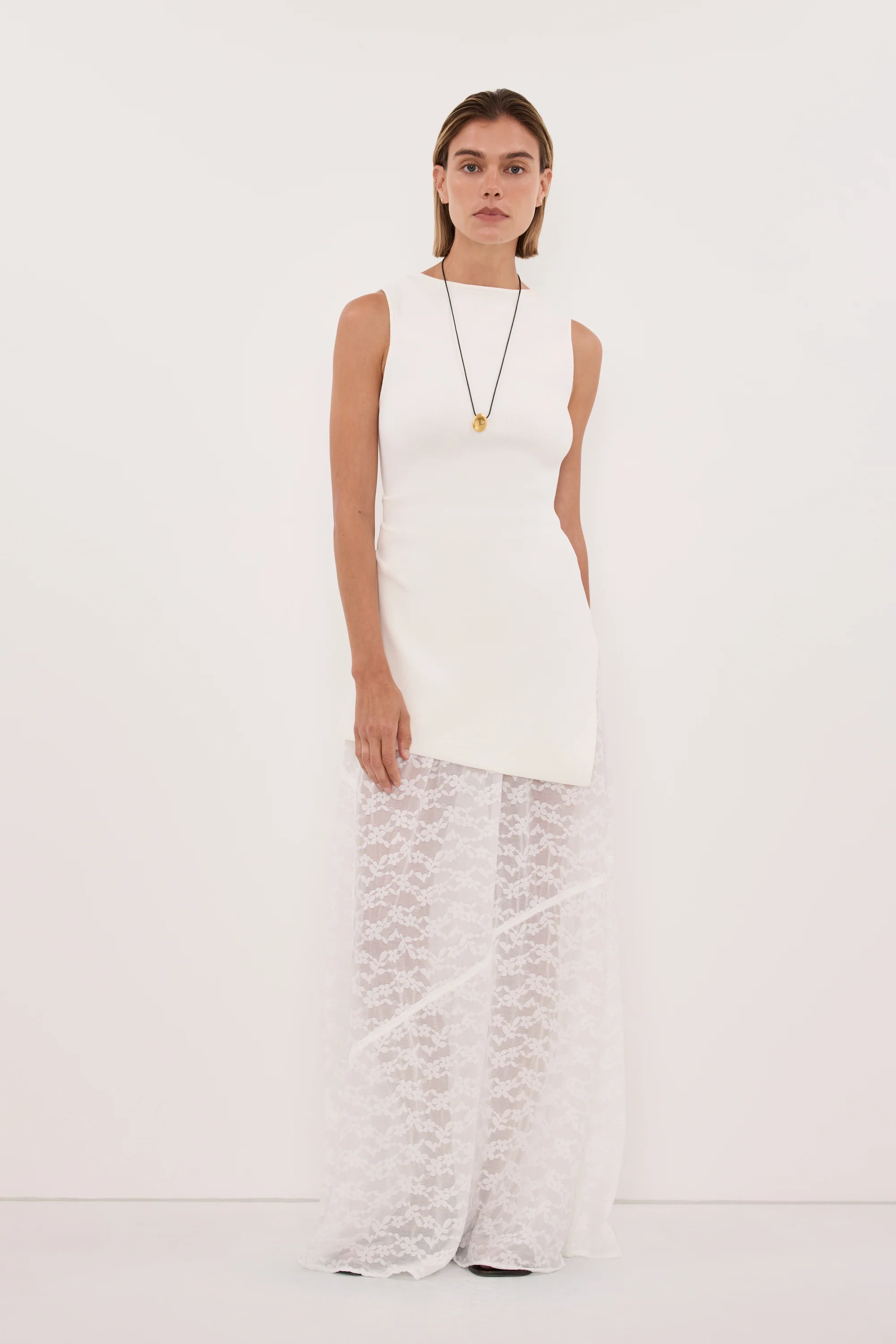 BELLE WHITE LACE MAXI SKIRT