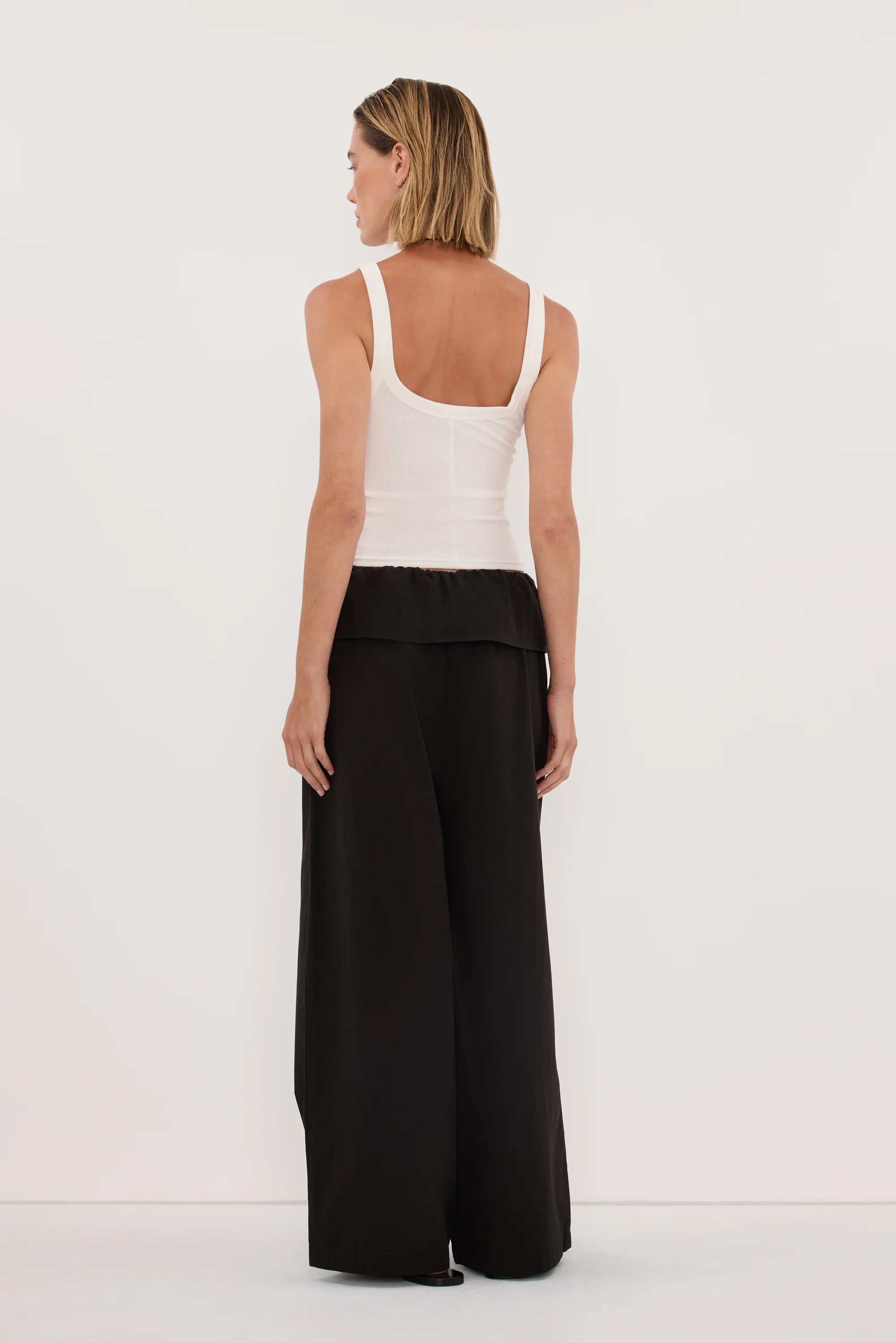 BENTLEE BLACK COTTON FISHERMAN PANT - Image 4
