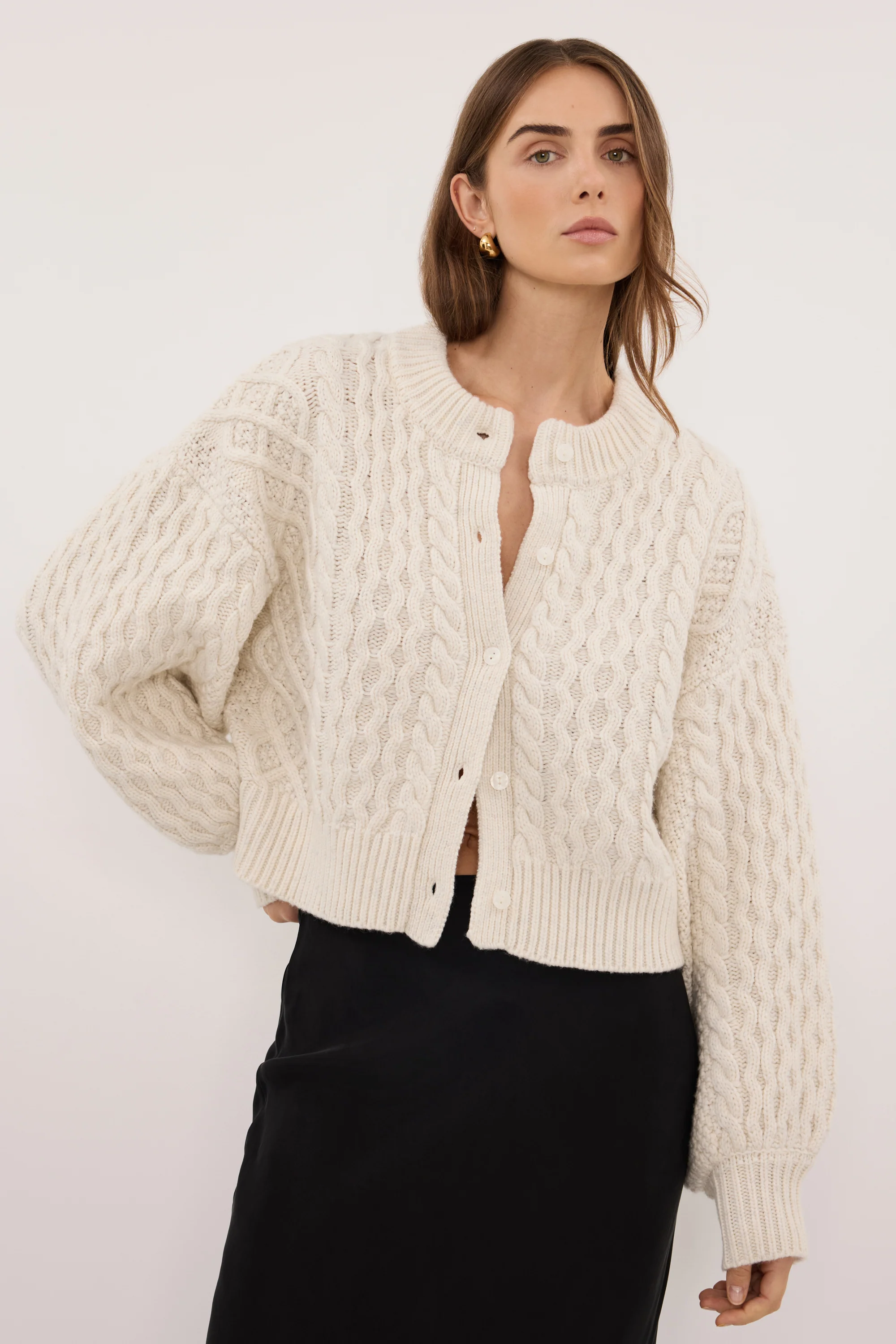 CARMEN IVORY CABLE KNIT CARDIGAN - Image 5