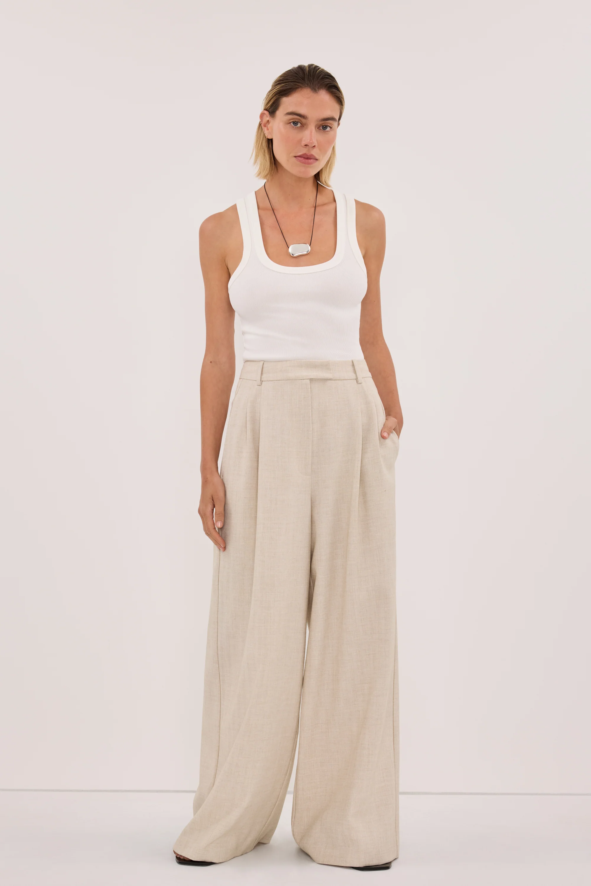 CLARA OFF WHITE SCOOP NECK TANK TOP