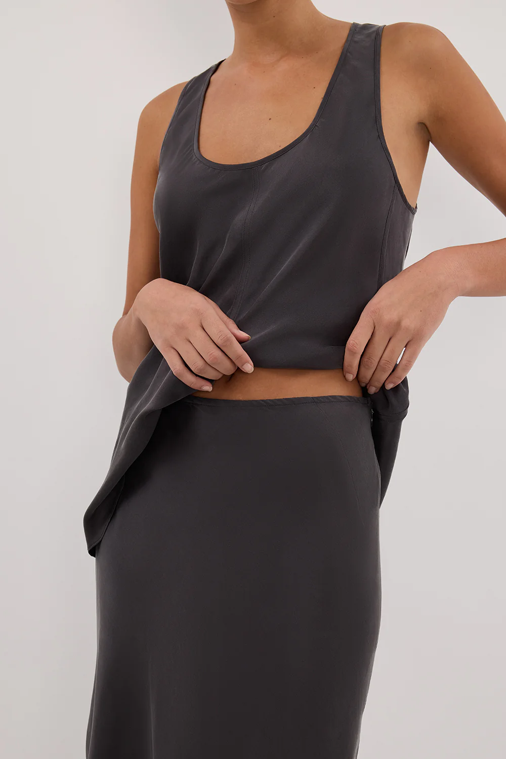 COLETTE PETROL SILK MAXI SKIRT - Image 5