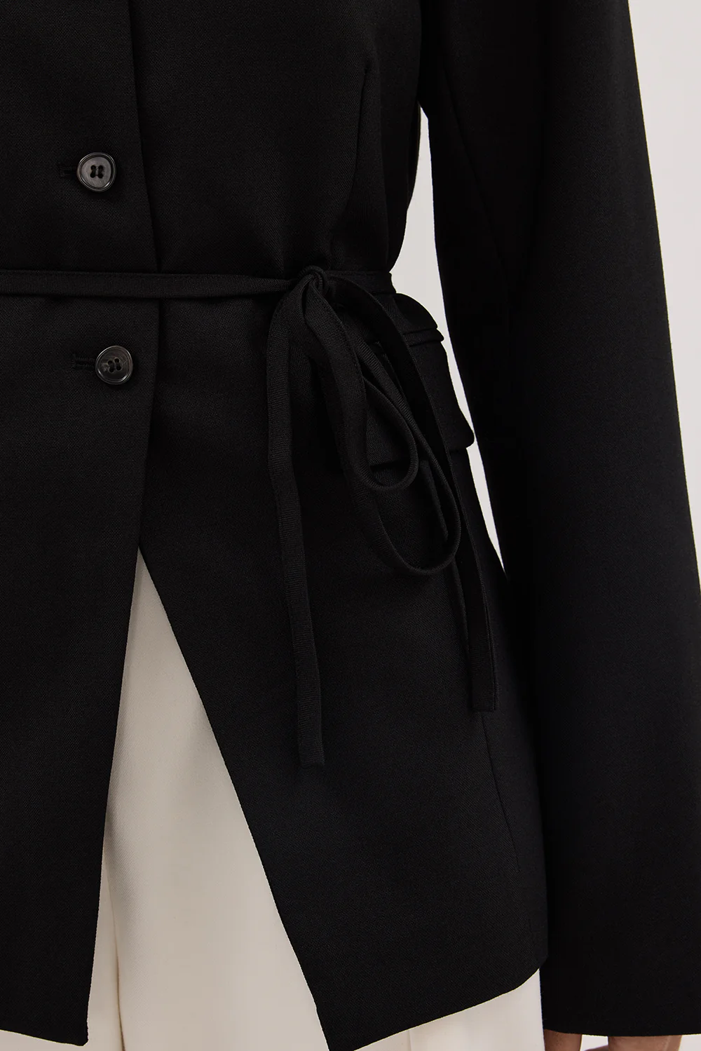 CYRUS BLACK COLLARLESS BLAZER - Image 5