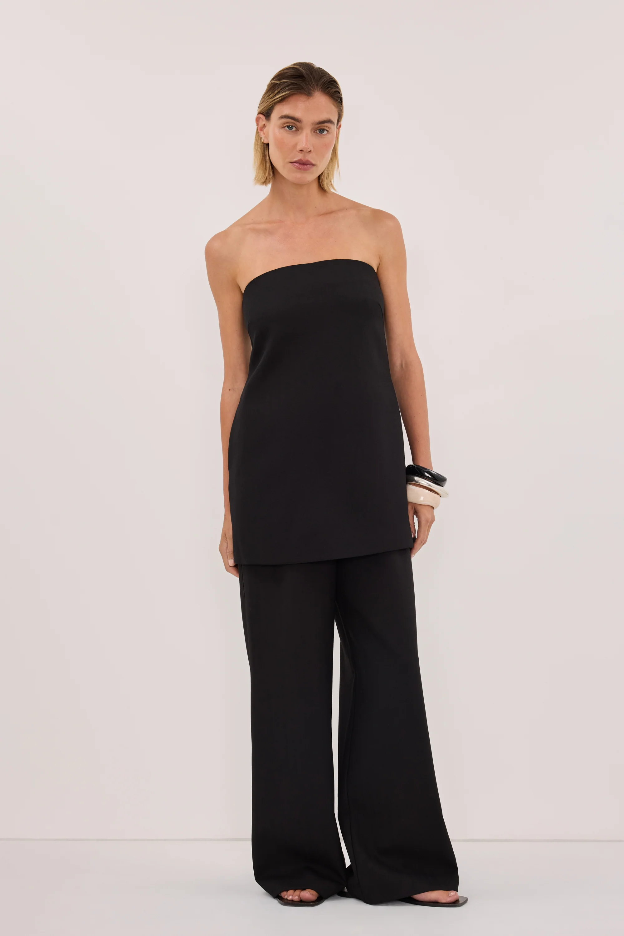 CYRUS BLACK STRAPLESS TUNIC TOP
