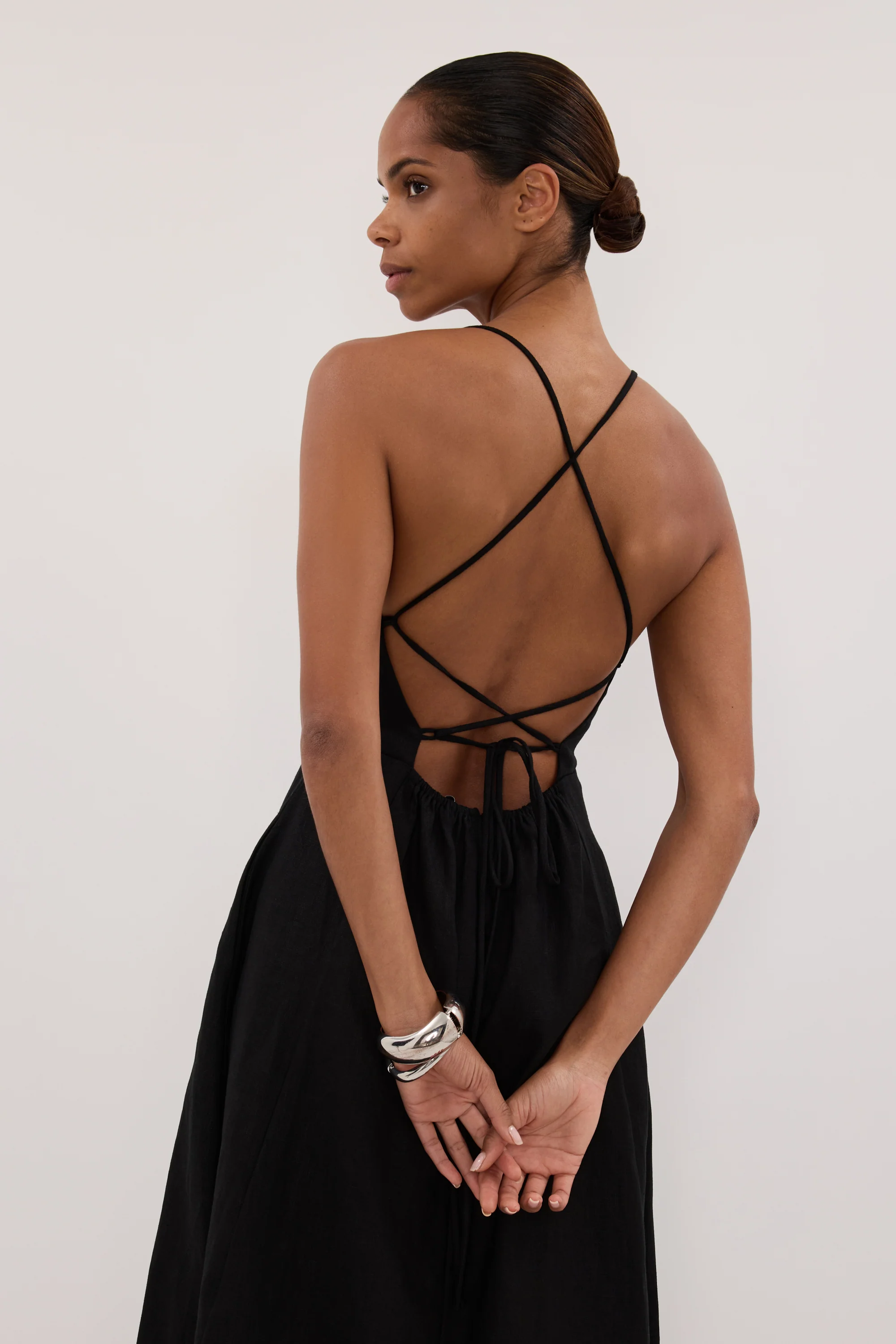 DANIELLA BLACK LINEN TIE BACK MIDI DRESS - Image 2