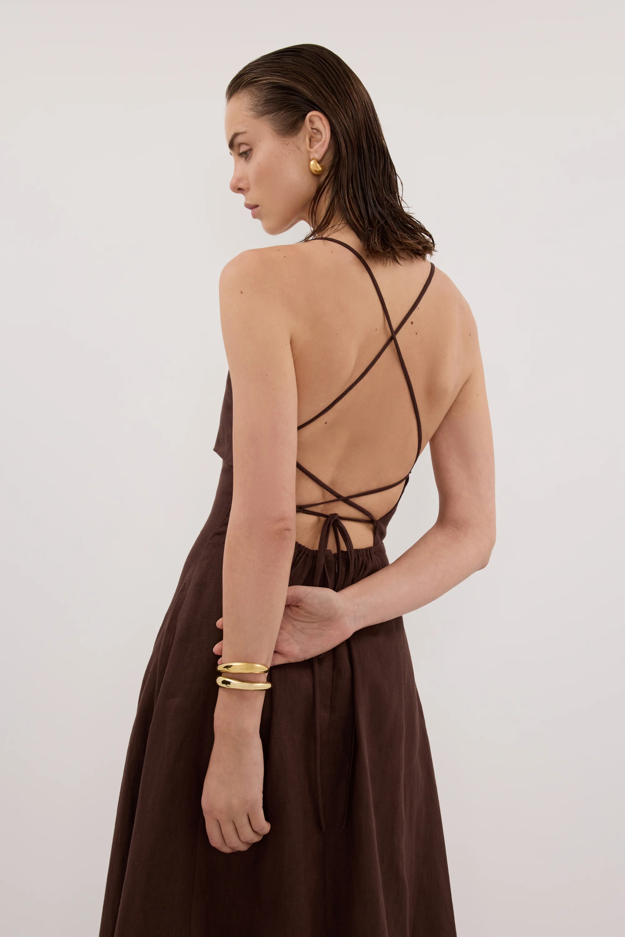 DANIELLA COCOA LINEN TIE BACK MIDI DRESS - Image 2