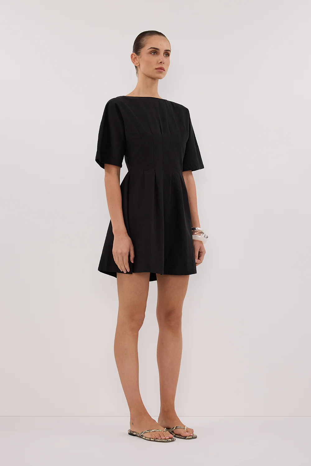 DAPHNE BLACK SLEEVED MINI DRESS - Image 3