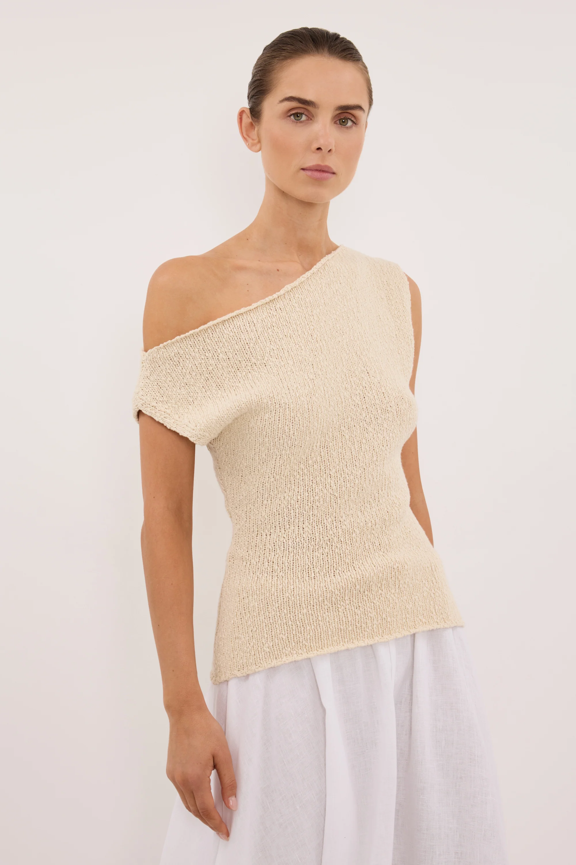 DINA NATURAL COTTON ASYM KNIT TOP - Image 2