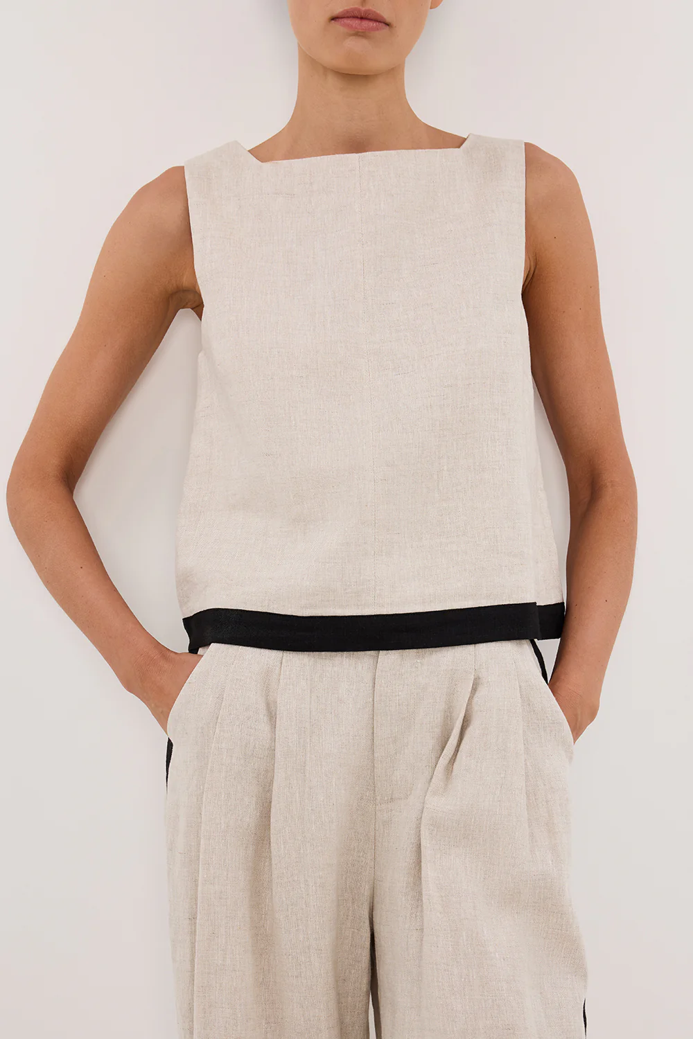 EBONY NATURAL LINEN TOP - Image 5