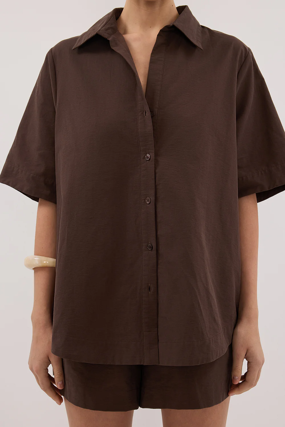 ELARA CHOCOLATE OVERSIZED SHORT SLEEVE SHIRT - Image 6