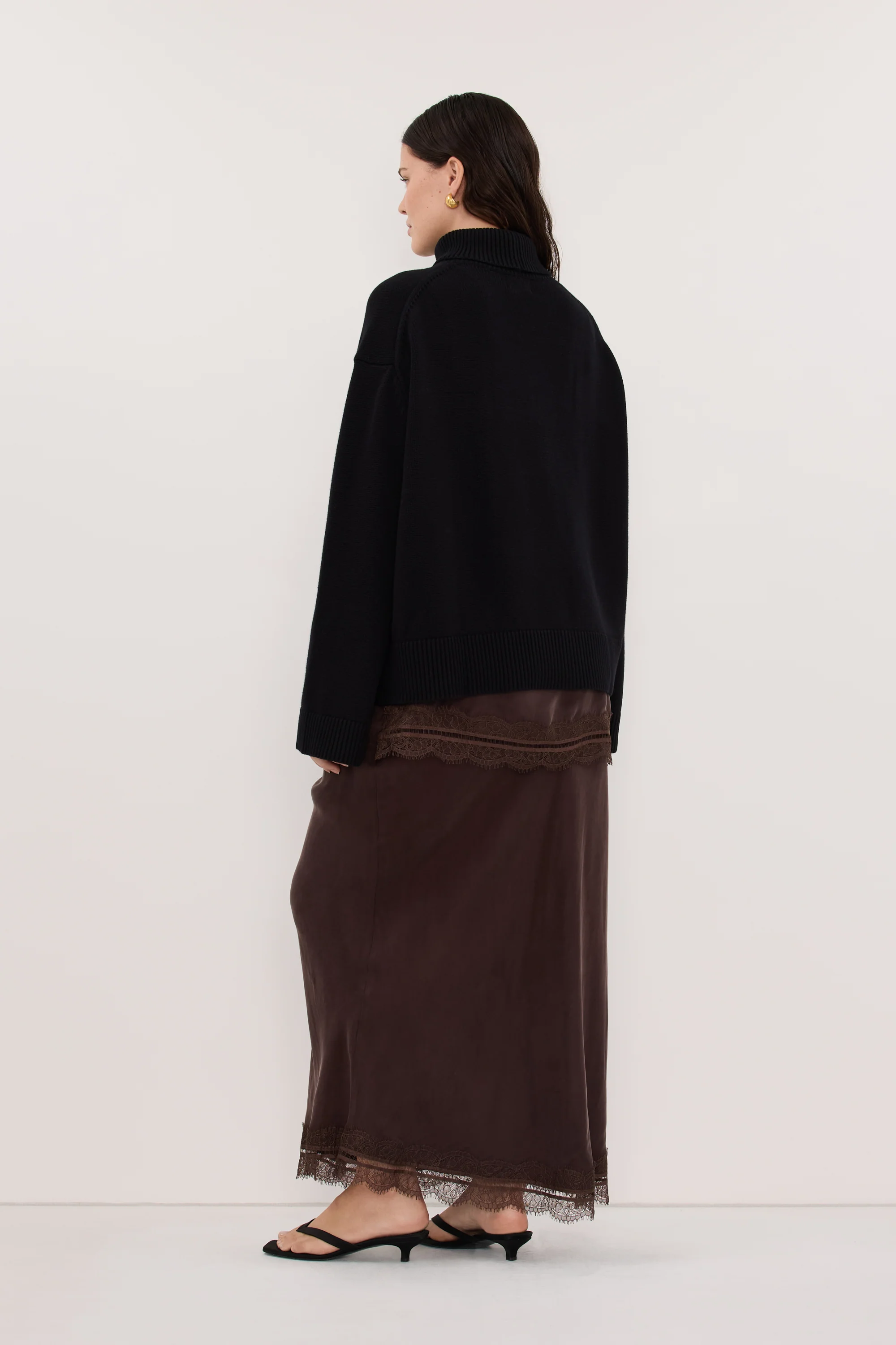 ELLA BLACK TURNBACK NECK KNIT JUMPER - Image 7