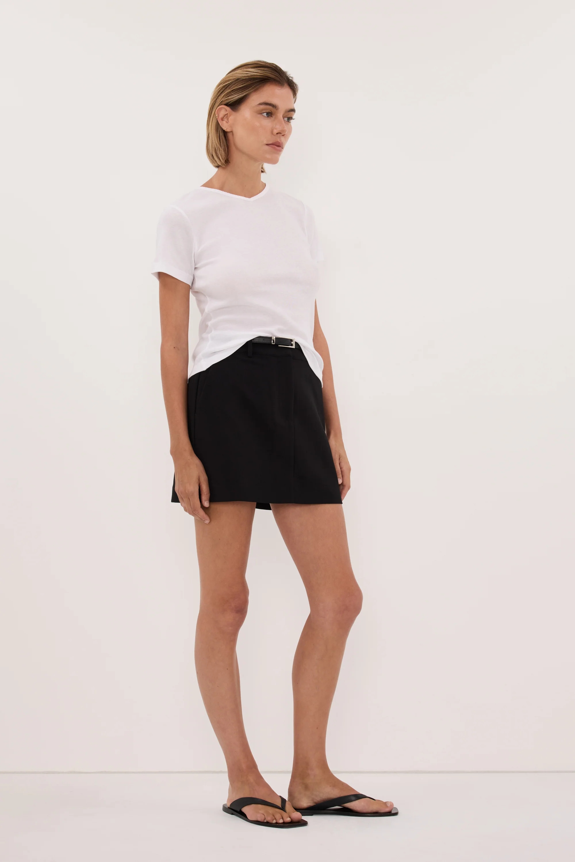 ELLE BLACK SKORT - Image 3
