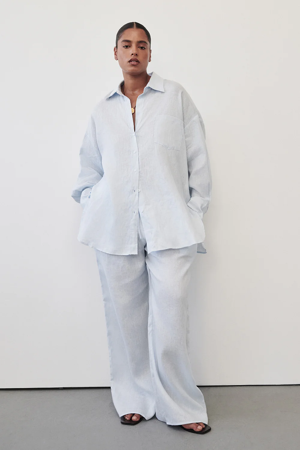 ELLIS ICE BLUE LINEN PANT