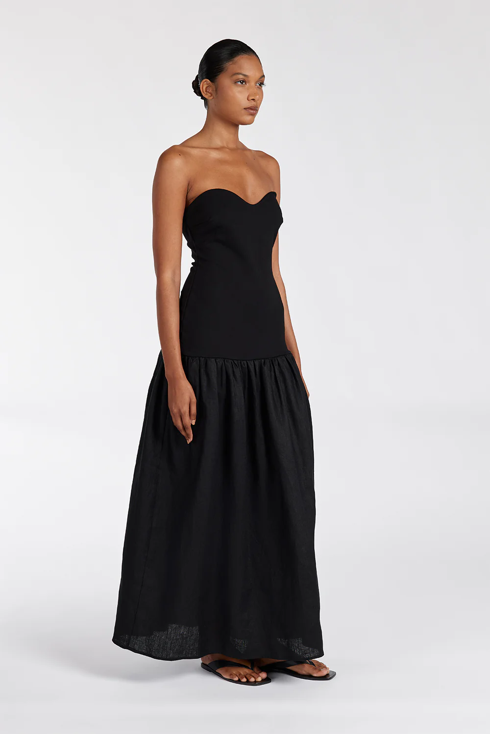 ELLISON BLACK STRAPLESS MIDI DRESS - Image 3