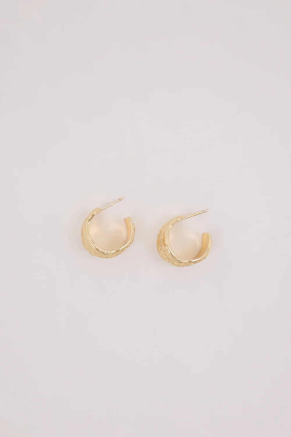 F+H GOLD OYSTER SHELL HOOPS - Image 3