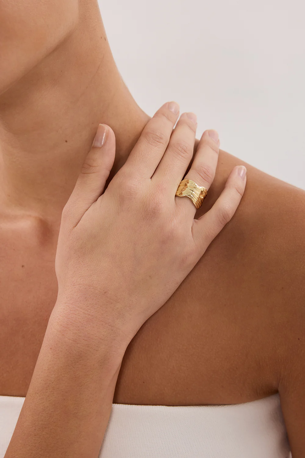 F+H OYSTER SHELL GOLD RING - Image 4