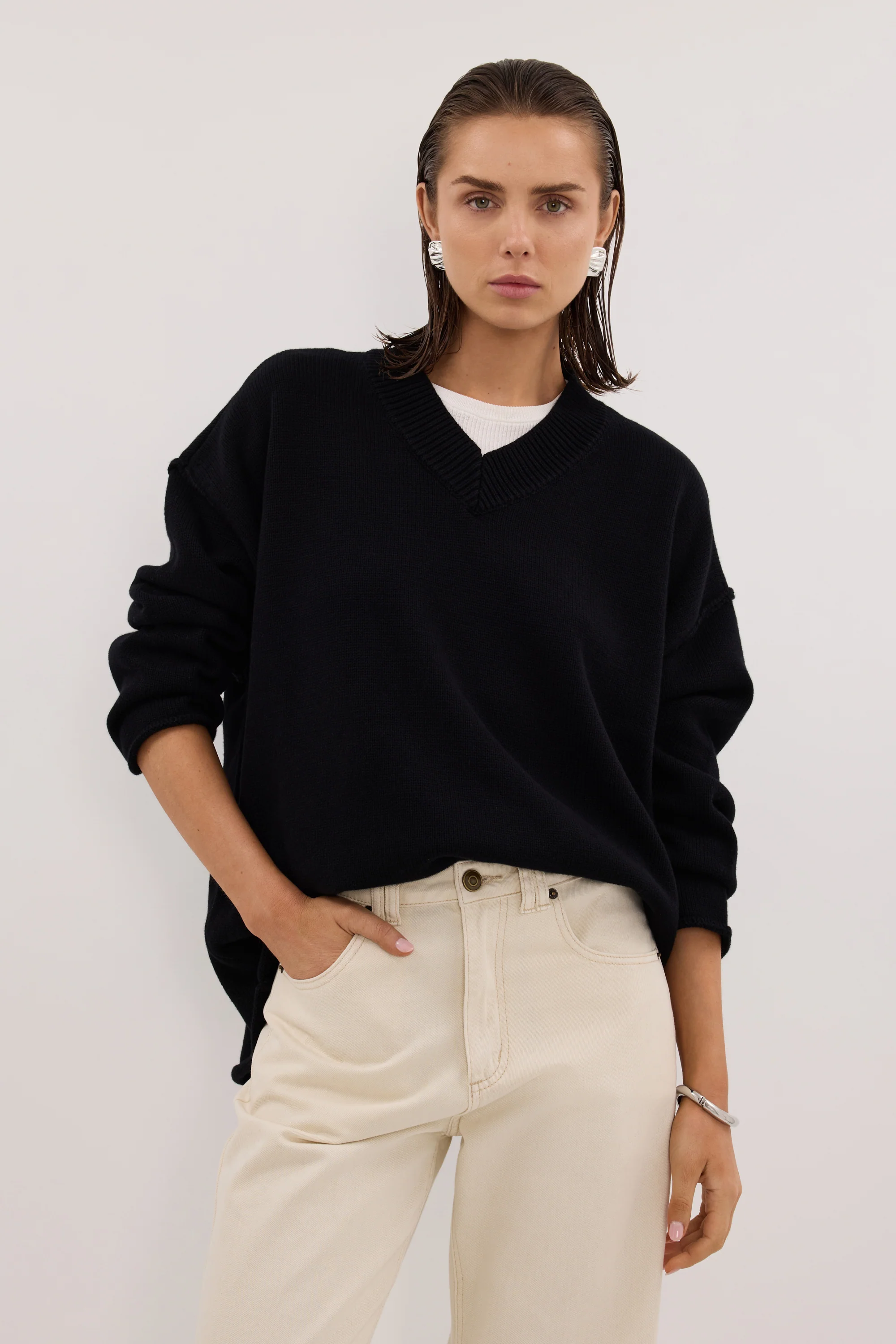 FLINT BLACK V NECK KNIT JUMPER - Image 2