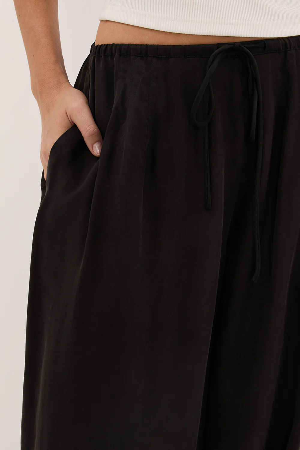 FRANCIS BLACK CUPRO BALLOON PANT - Image 5