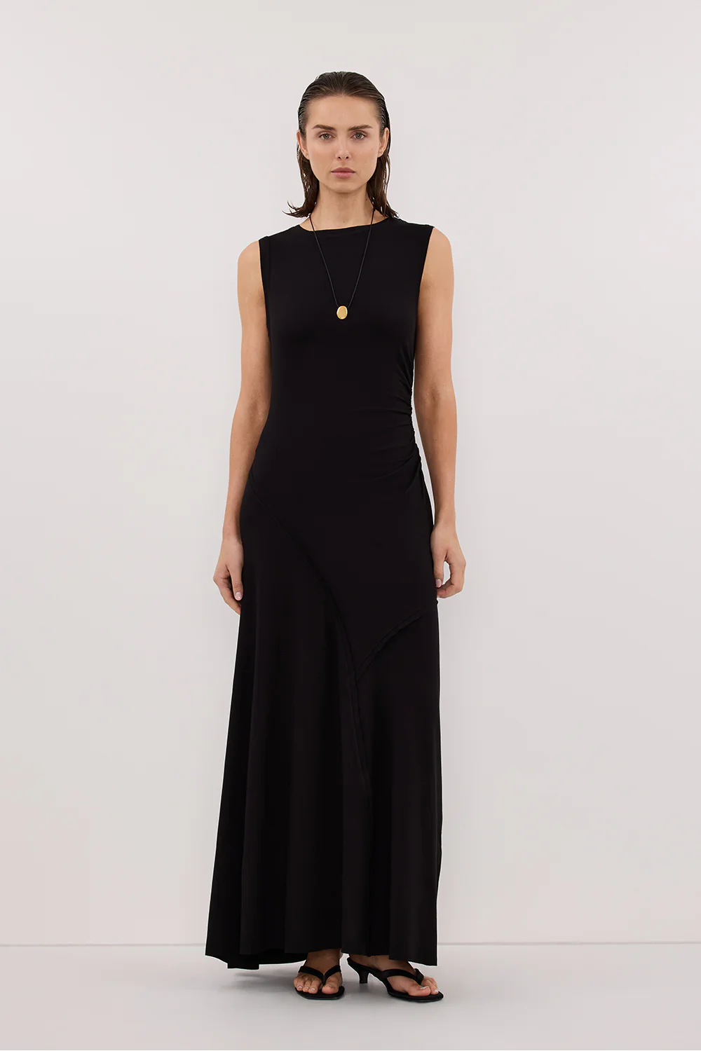 HADLEY BLACK SLEEVELESS KNIT MAXI DRESS - Image 5