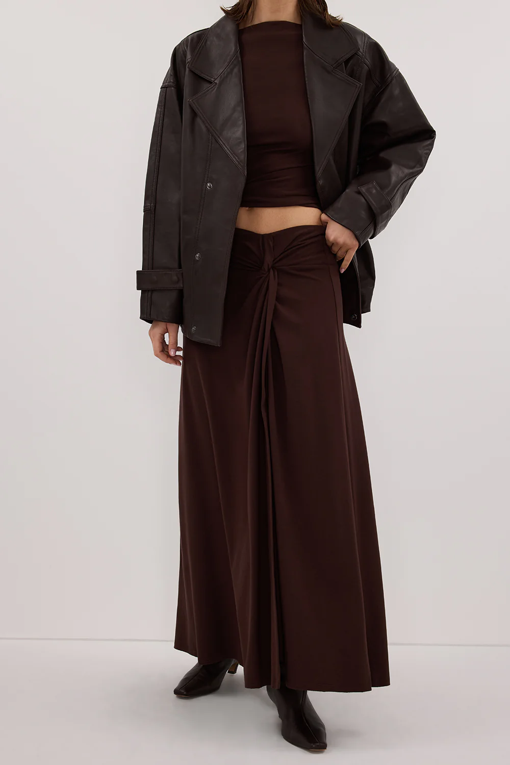 HADLEY CHOC TWIST MIDI SKIRT - Image 2