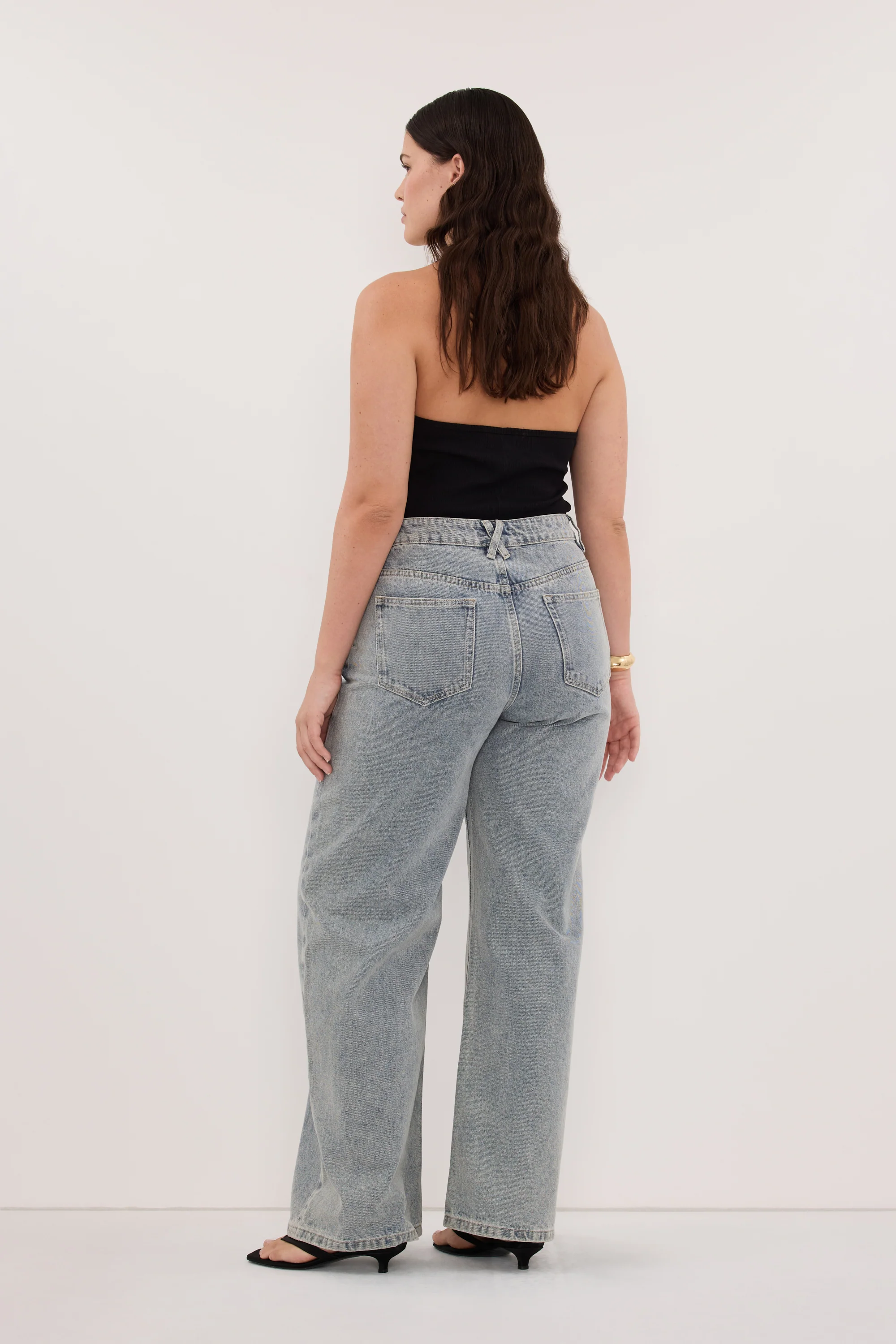 HARLAN BLACK KNIT HALTER TOP - Image 7