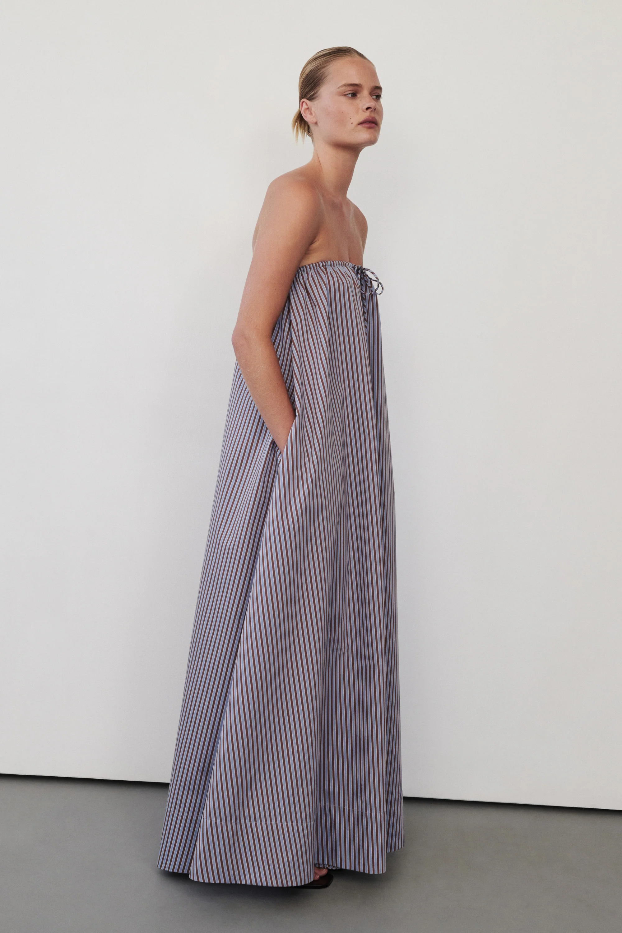 HARRI STRIPE STRAPLESS MIDI DRESS - Image 2