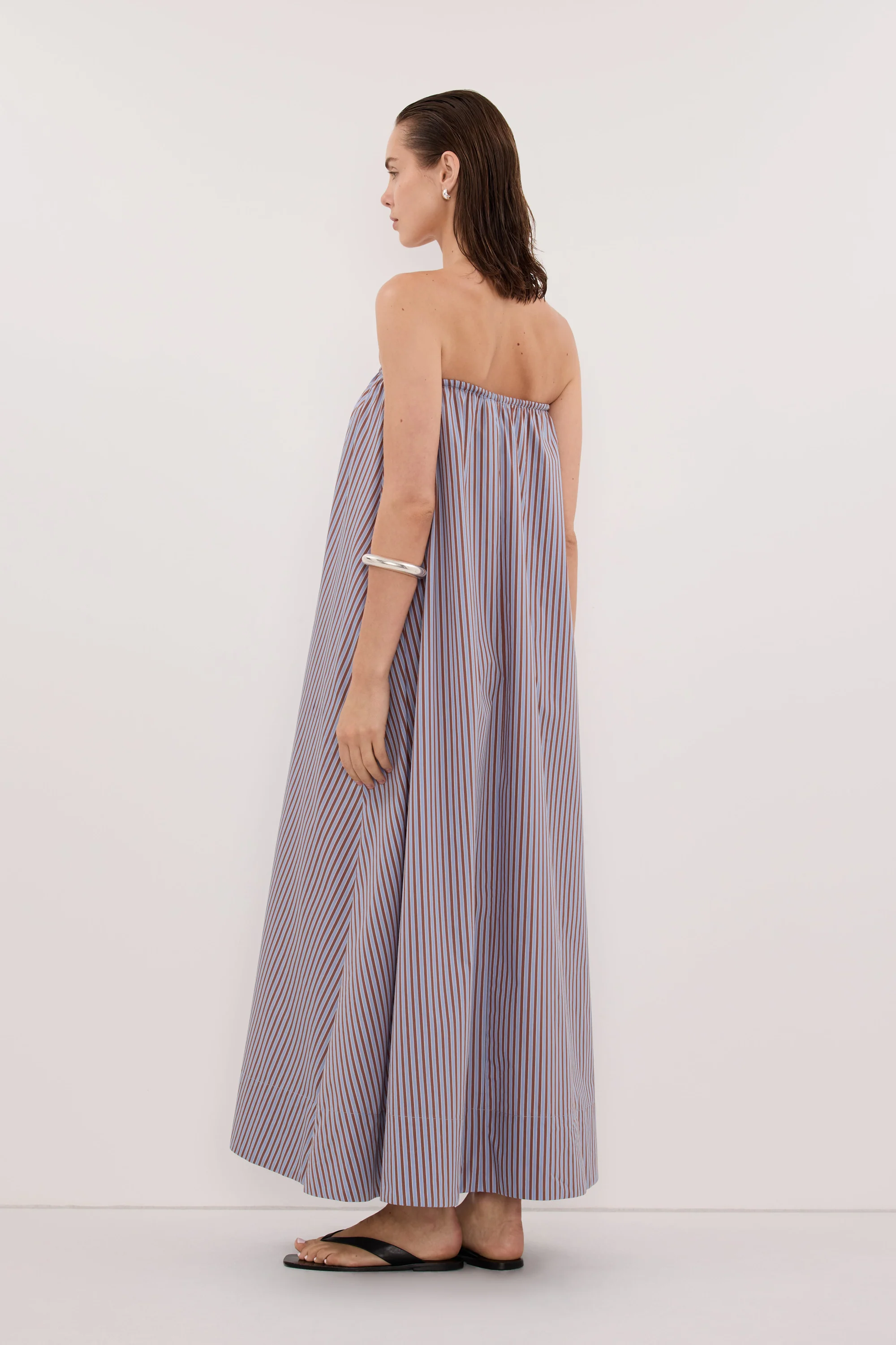 HARRI STRIPE STRAPLESS MIDI DRESS - Image 4