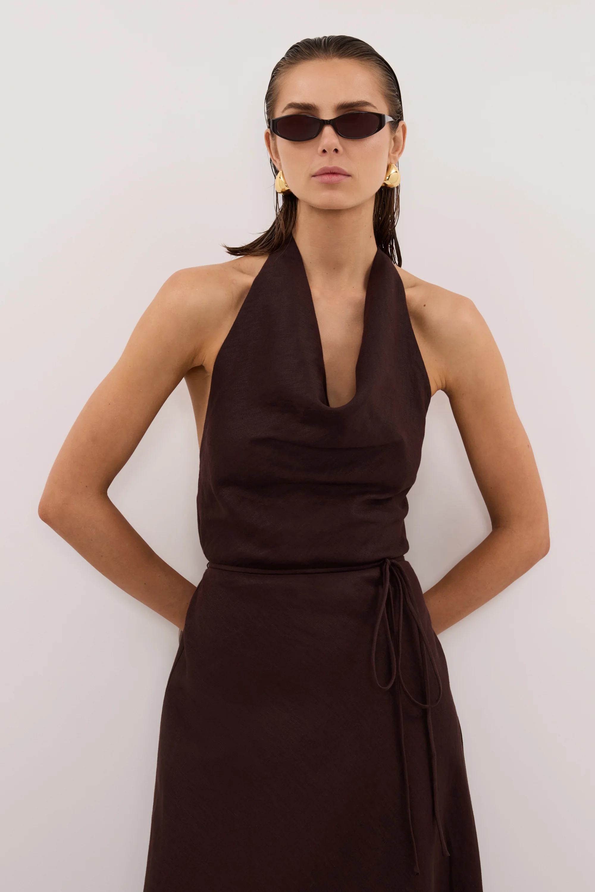 HAYLEE BURNT CHOC SLEEVELESS LINEN COWL MIDI DRESS - Image 2