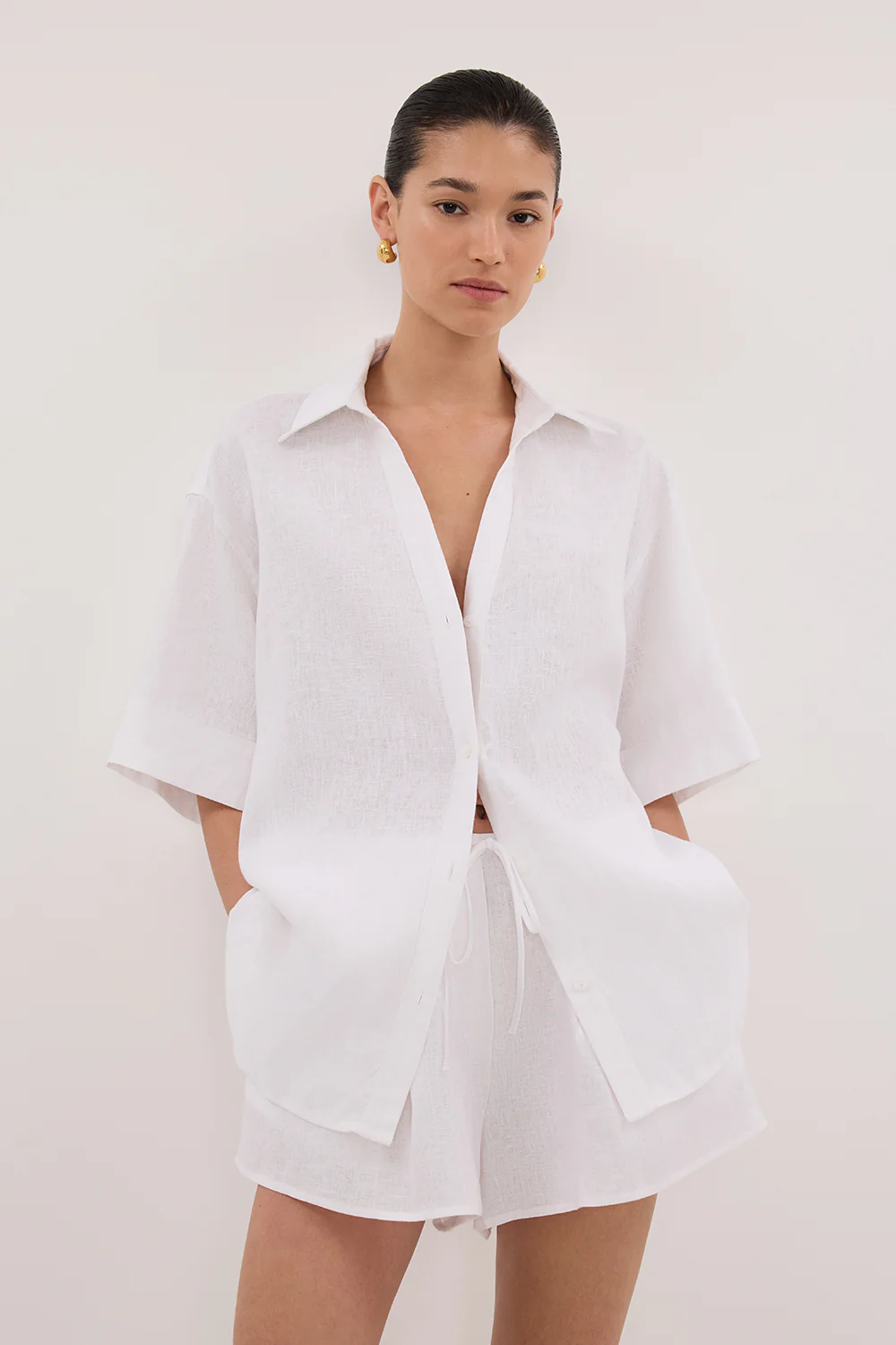 HELENA WHITE LINEN SHORT - Image 2